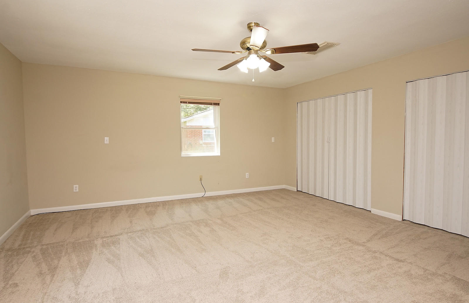 PINECREST HILLS - Residential