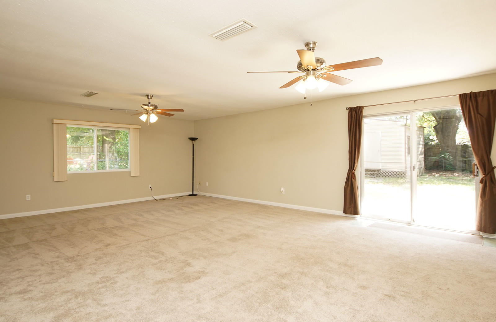 PINECREST HILLS - Residential