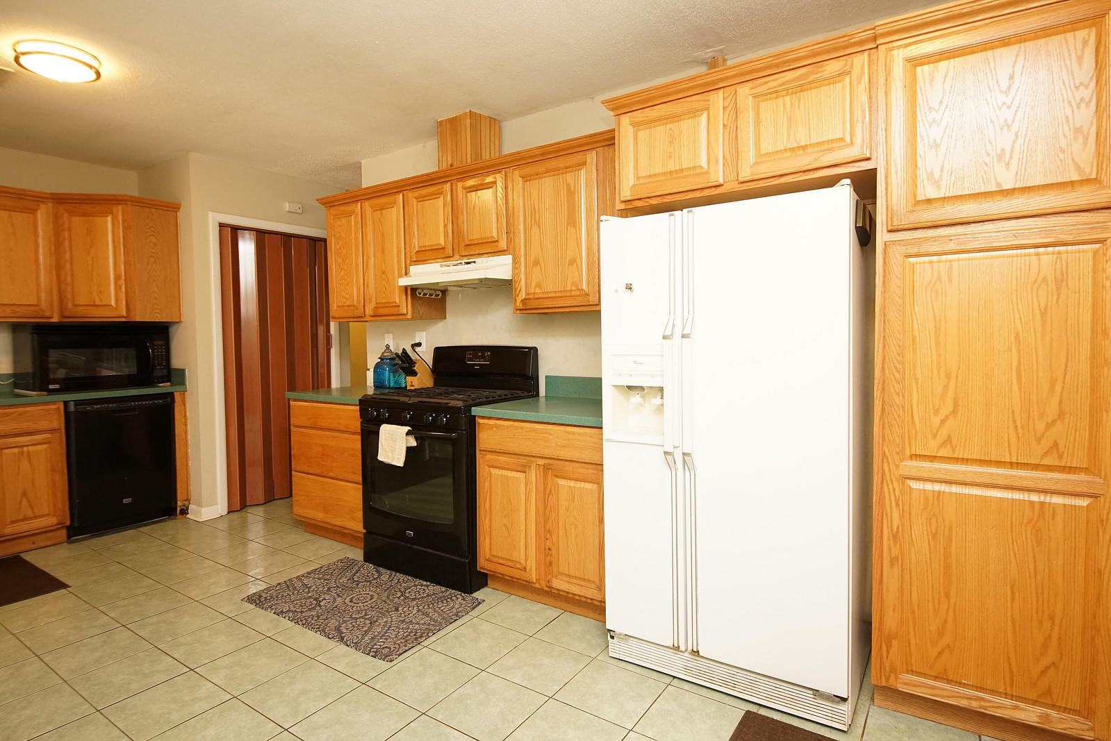 PINECREST HILLS - Residential