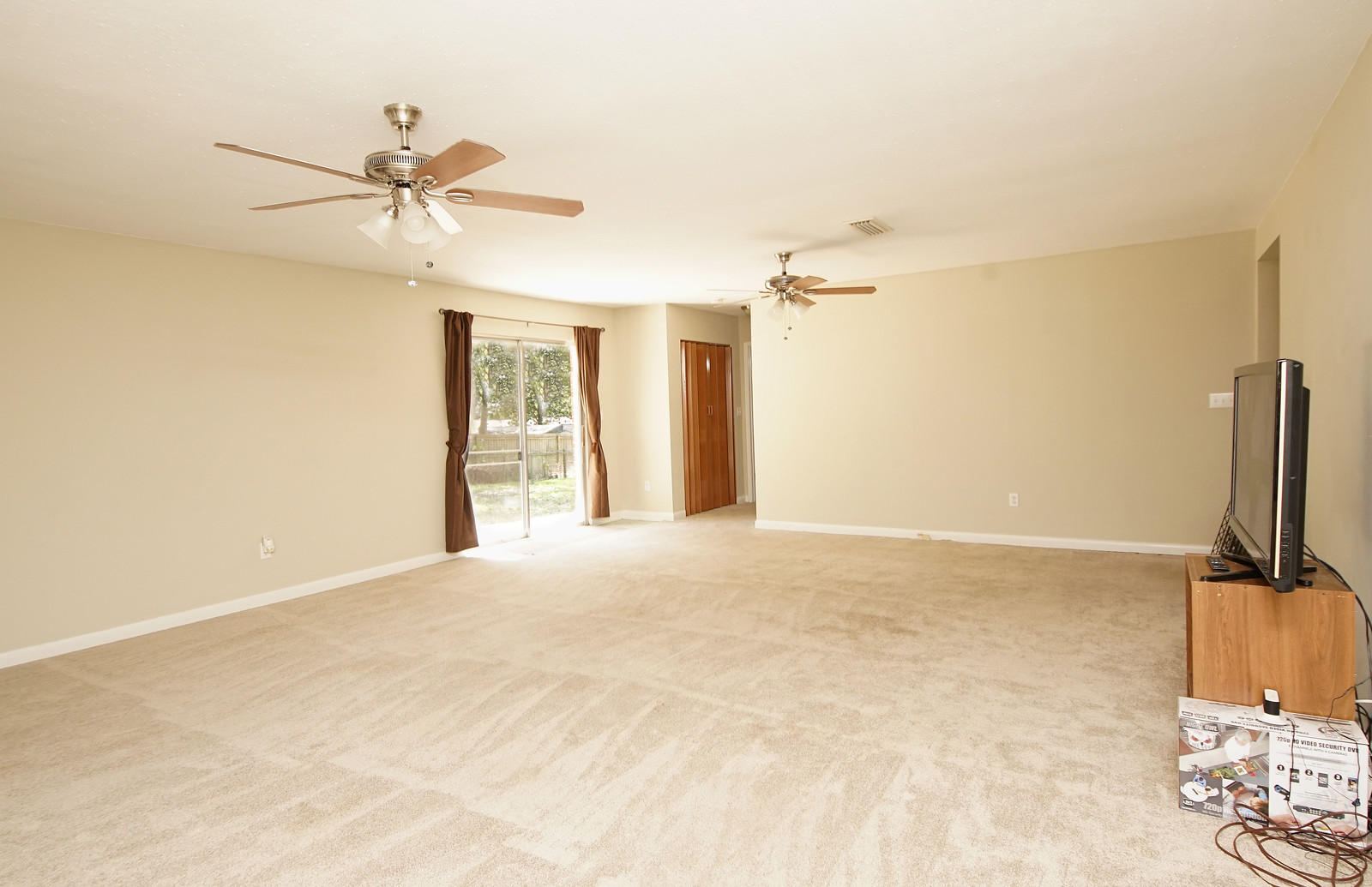 PINECREST HILLS - Residential