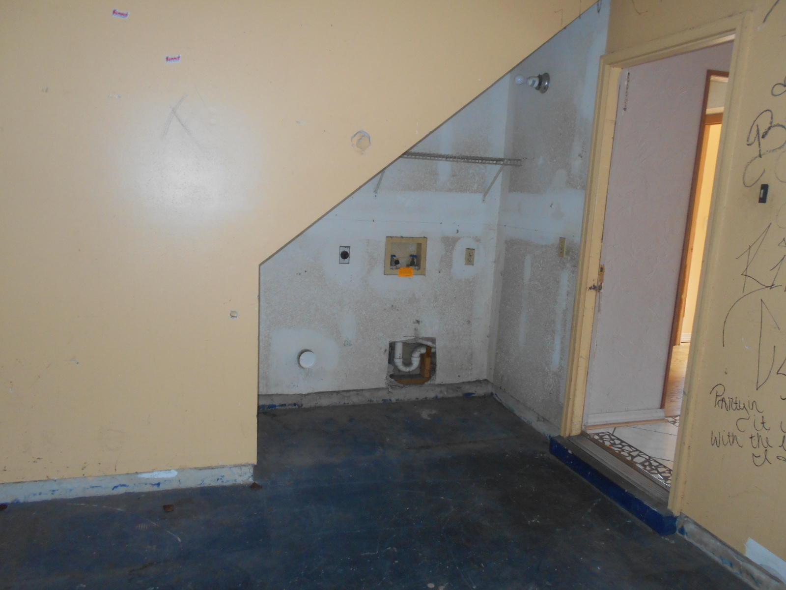 WOODLAND PARK ESTATES - Residential