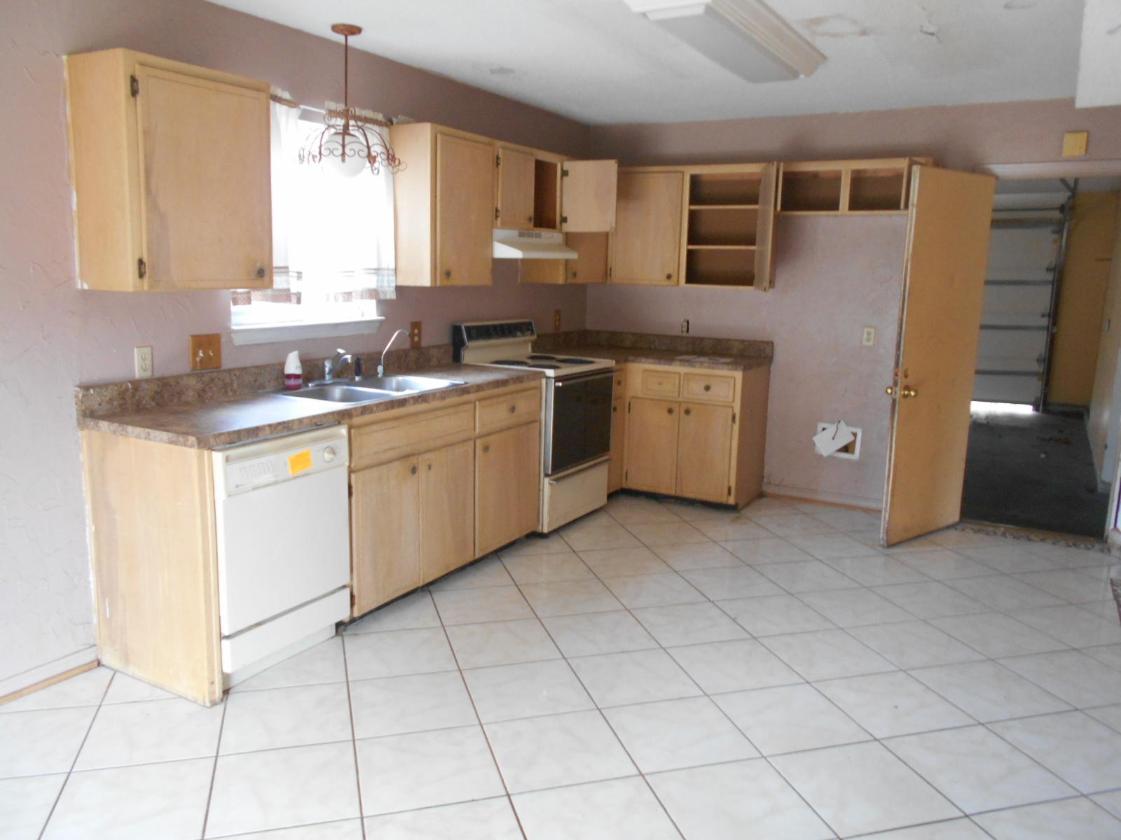 WOODLAND PARK ESTATES - Residential