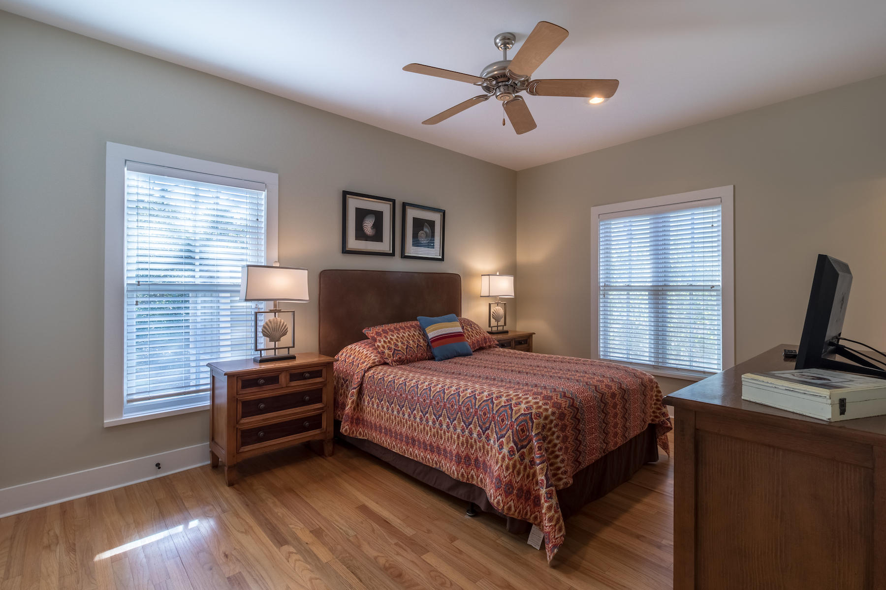 MAGNOLIA COTTAGES - Residential