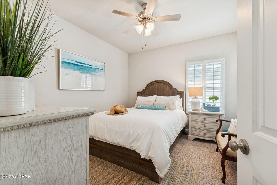 MOONRAKER SHORES - Residential