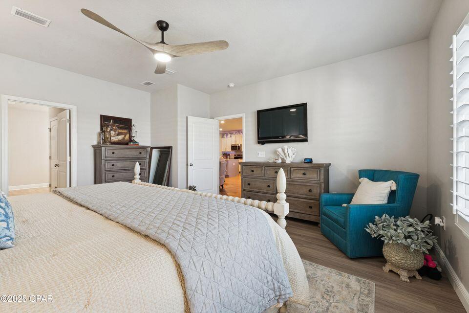 MOONRAKER SHORES - Residential