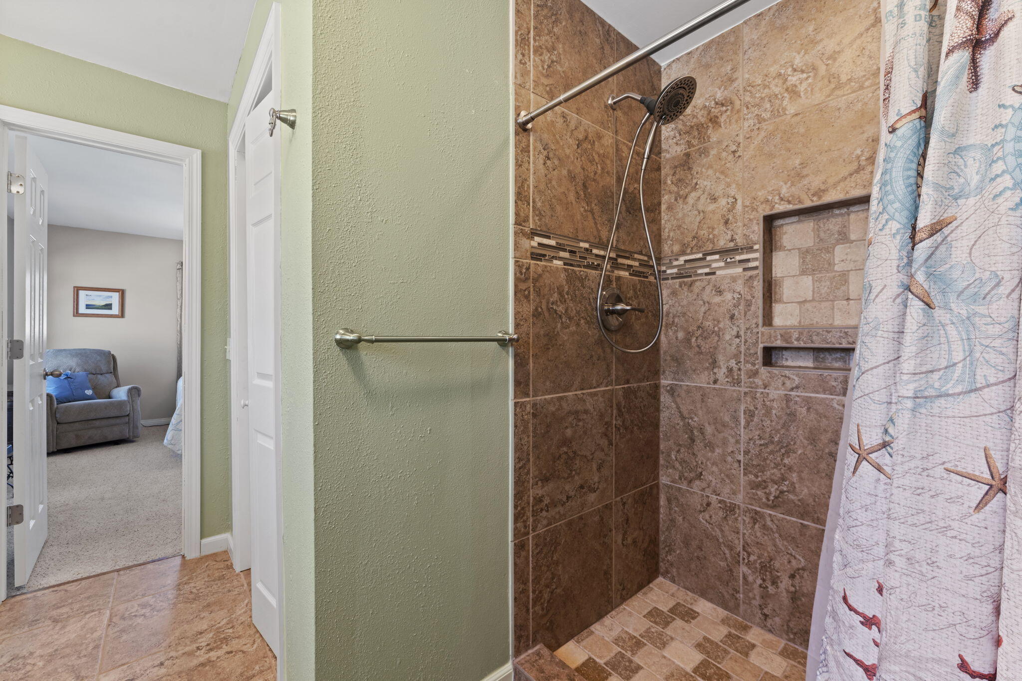 NATURES TRAIL - Residential