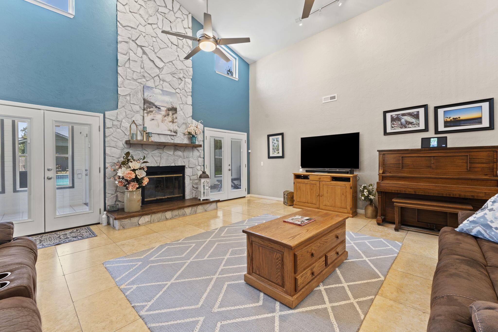 NATURES TRAIL - Residential