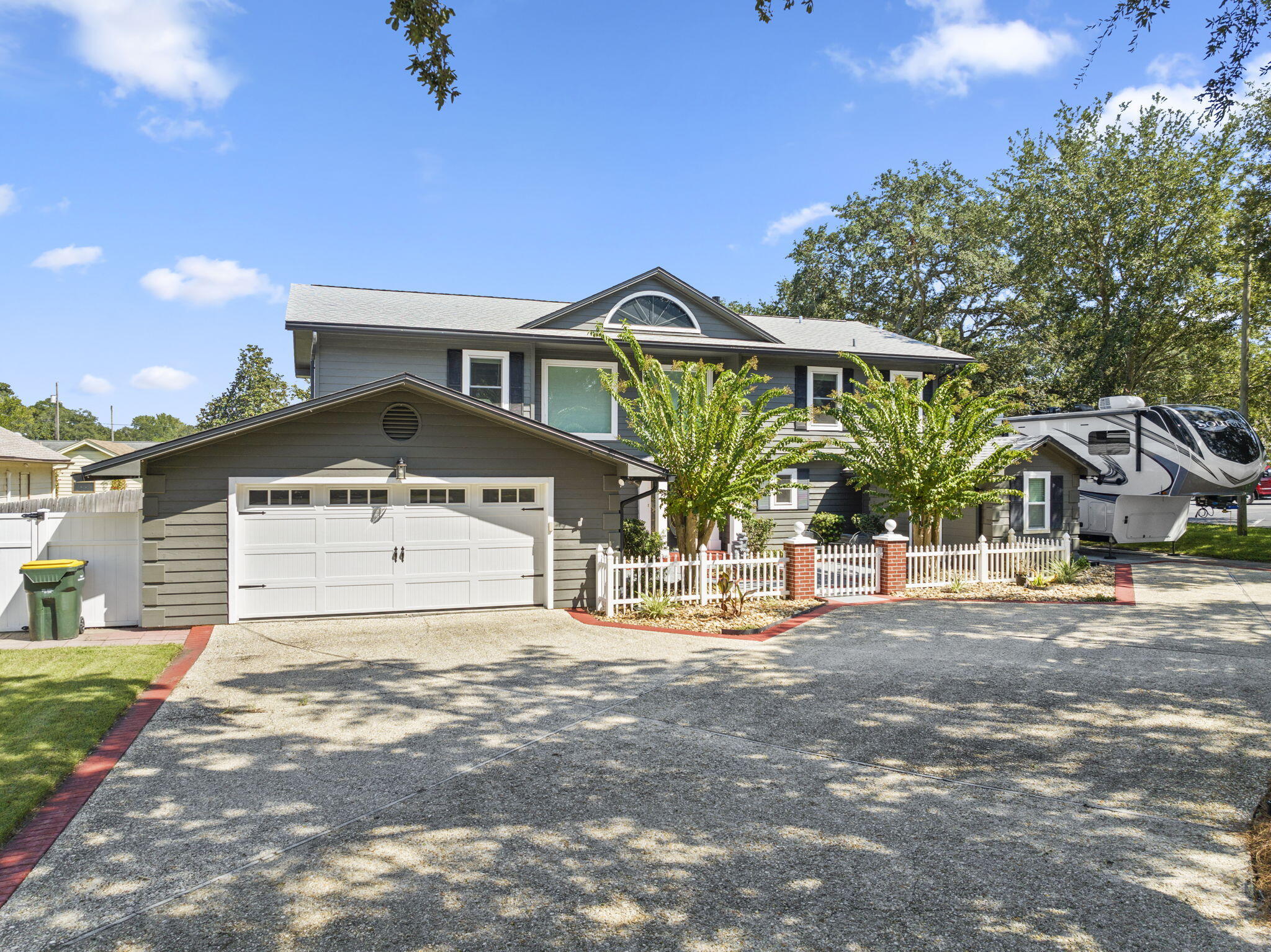 NATURES TRAIL - Residential