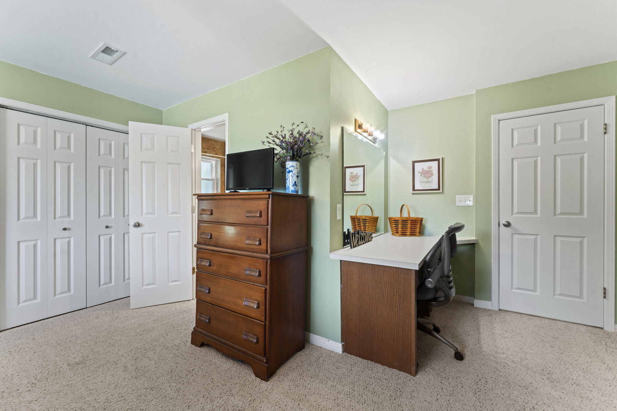 NATURES TRAIL - Residential