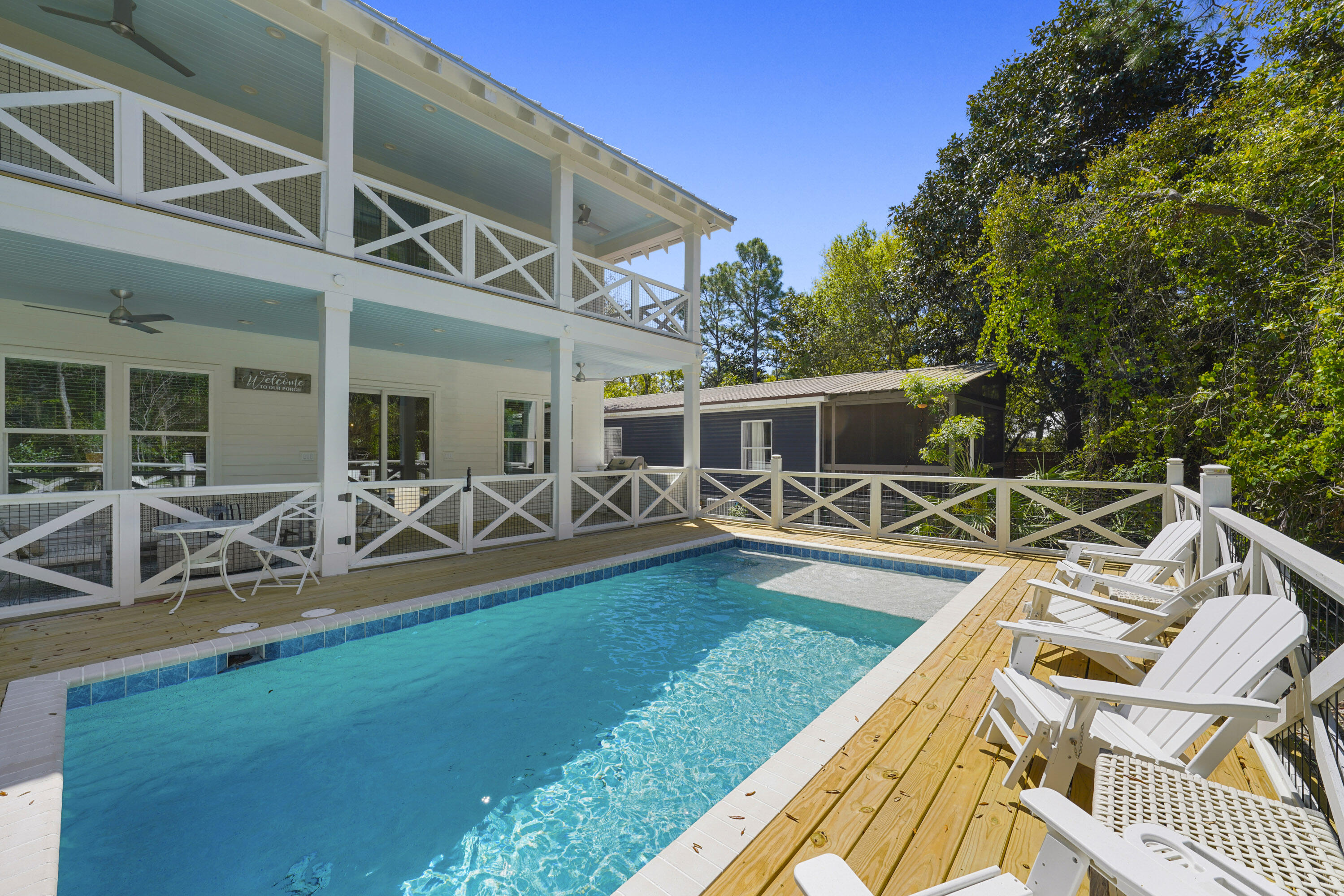 GULF SHORE MANOR - Residential