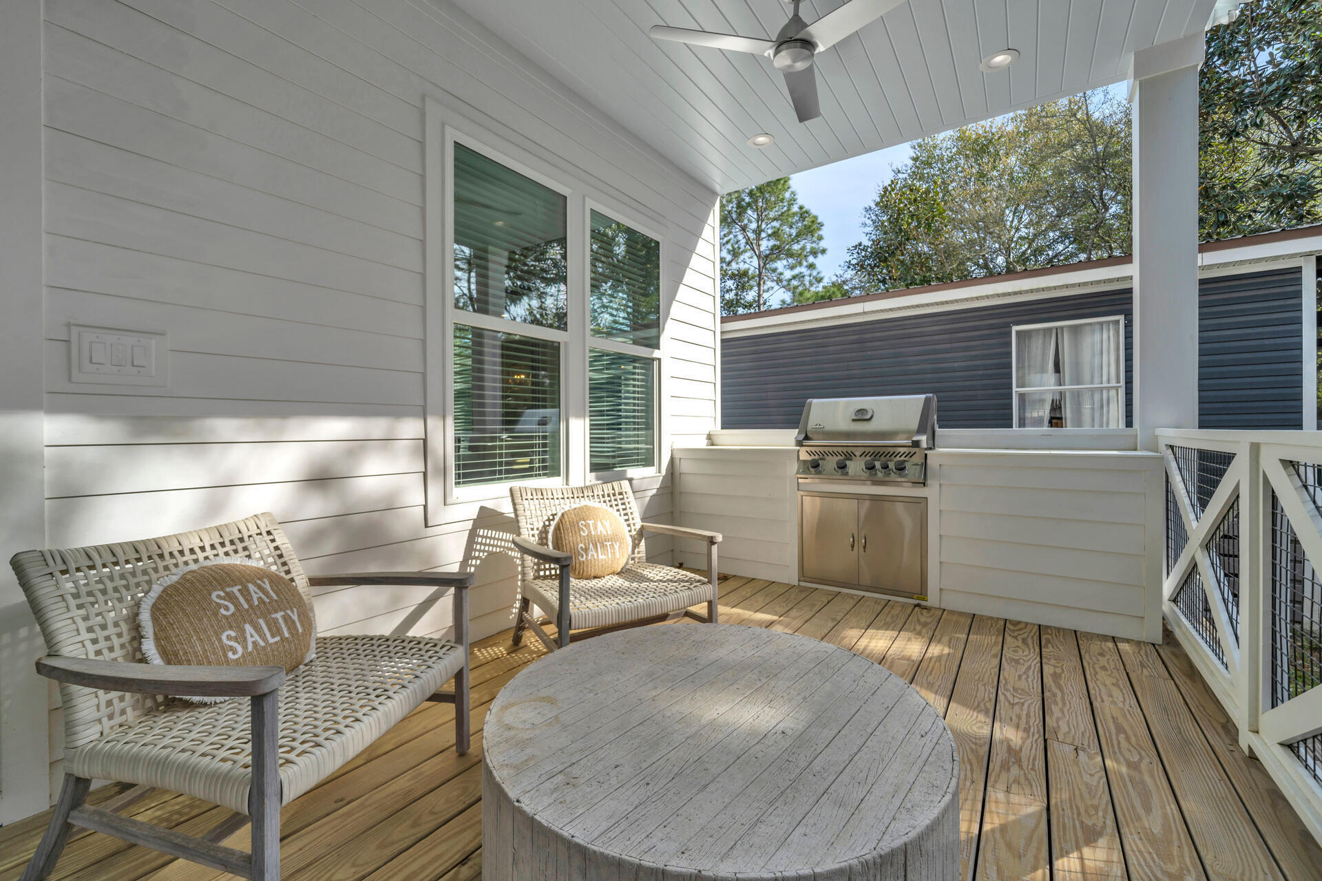 GULF SHORE MANOR - Residential