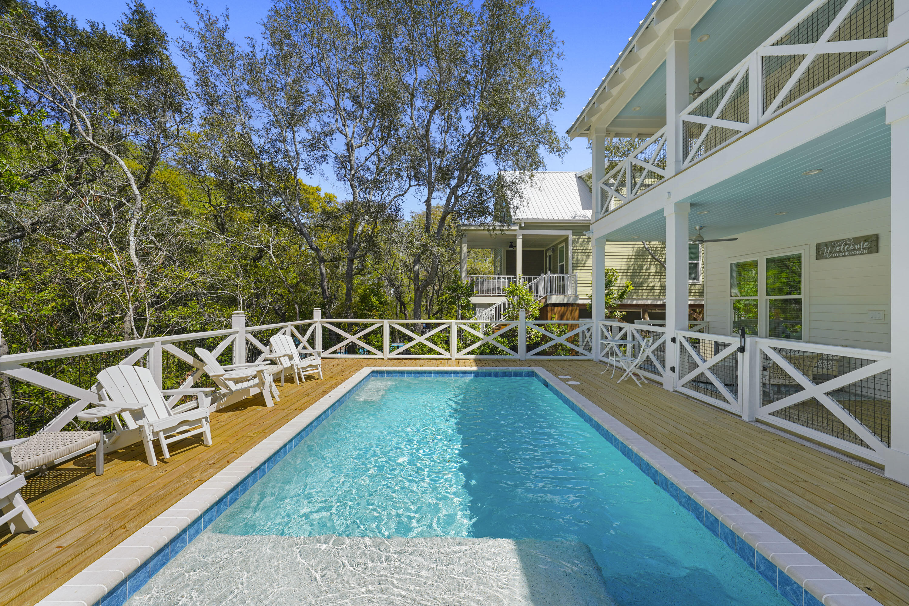 GULF SHORE MANOR - Residential