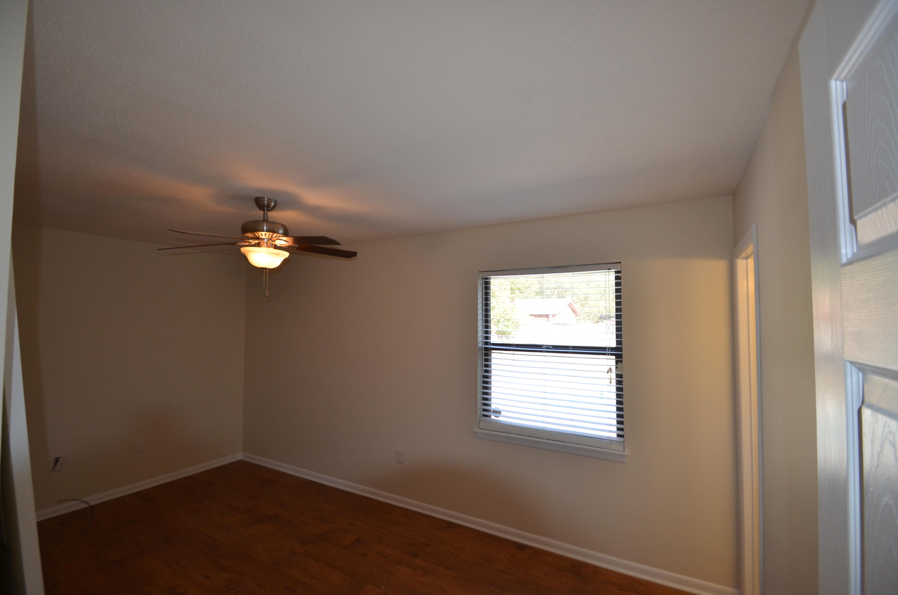 PORT DIXIE - Residential Lease