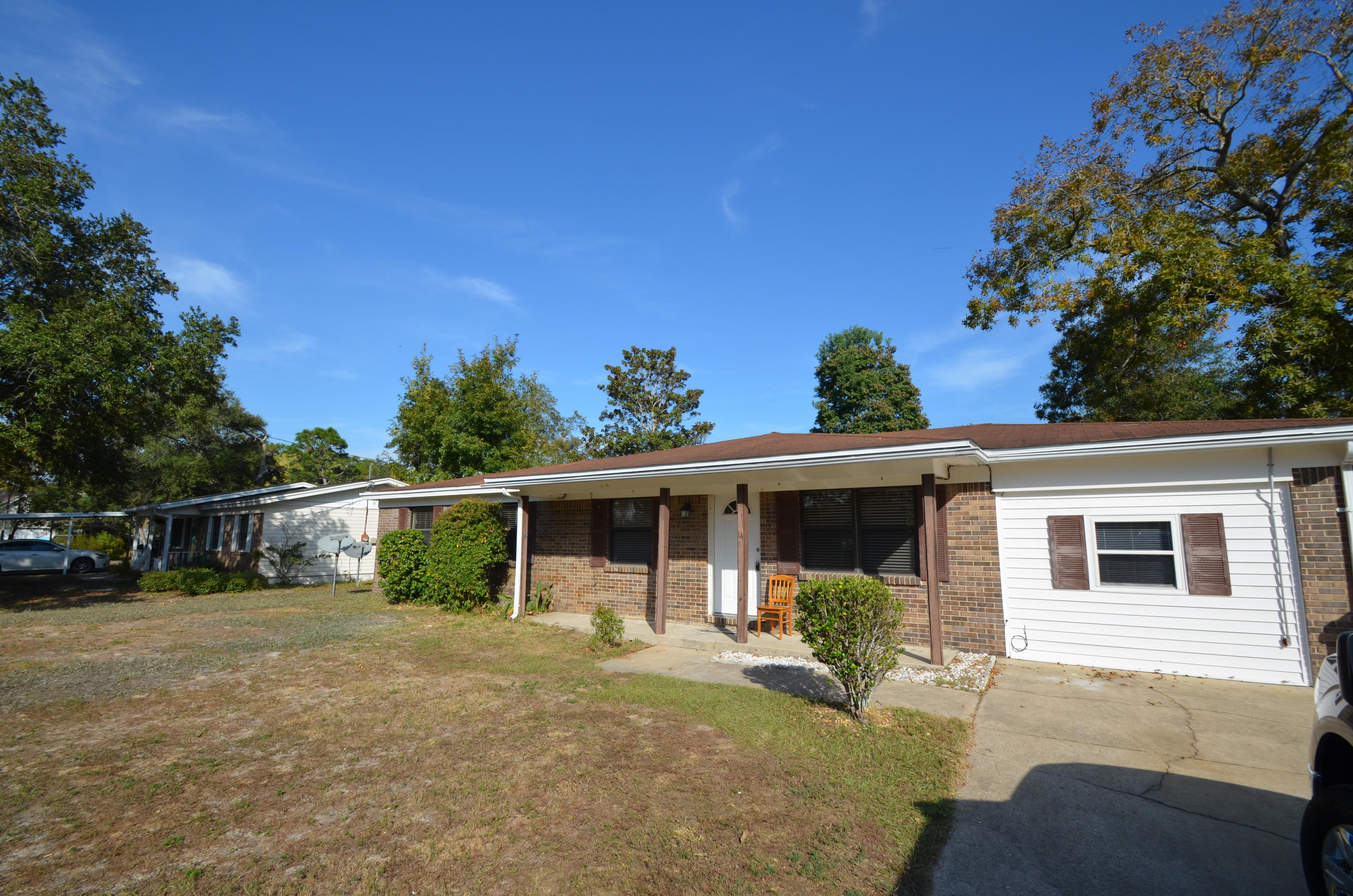 PORT DIXIE - Residential Lease