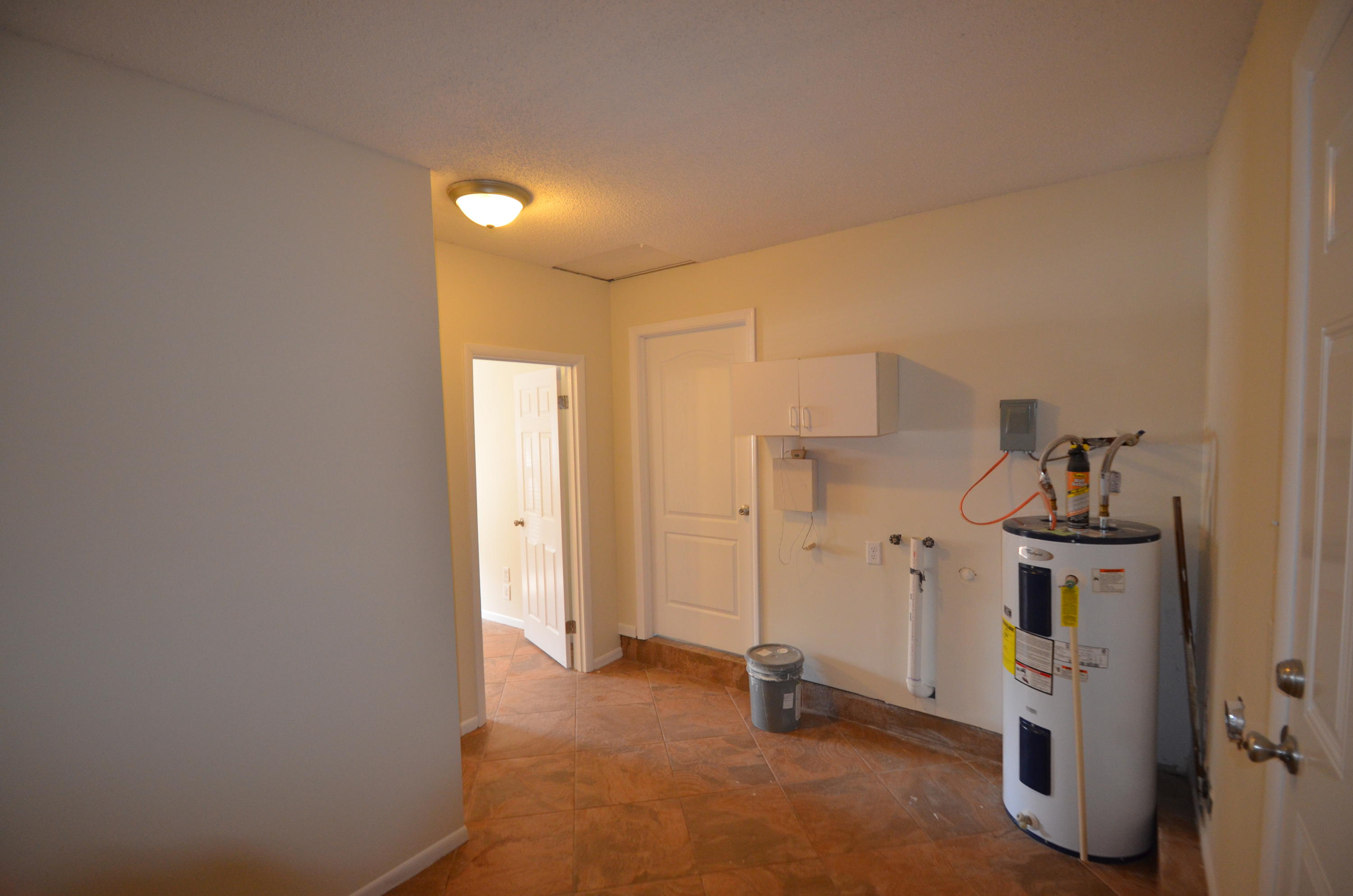 PORT DIXIE - Residential Lease