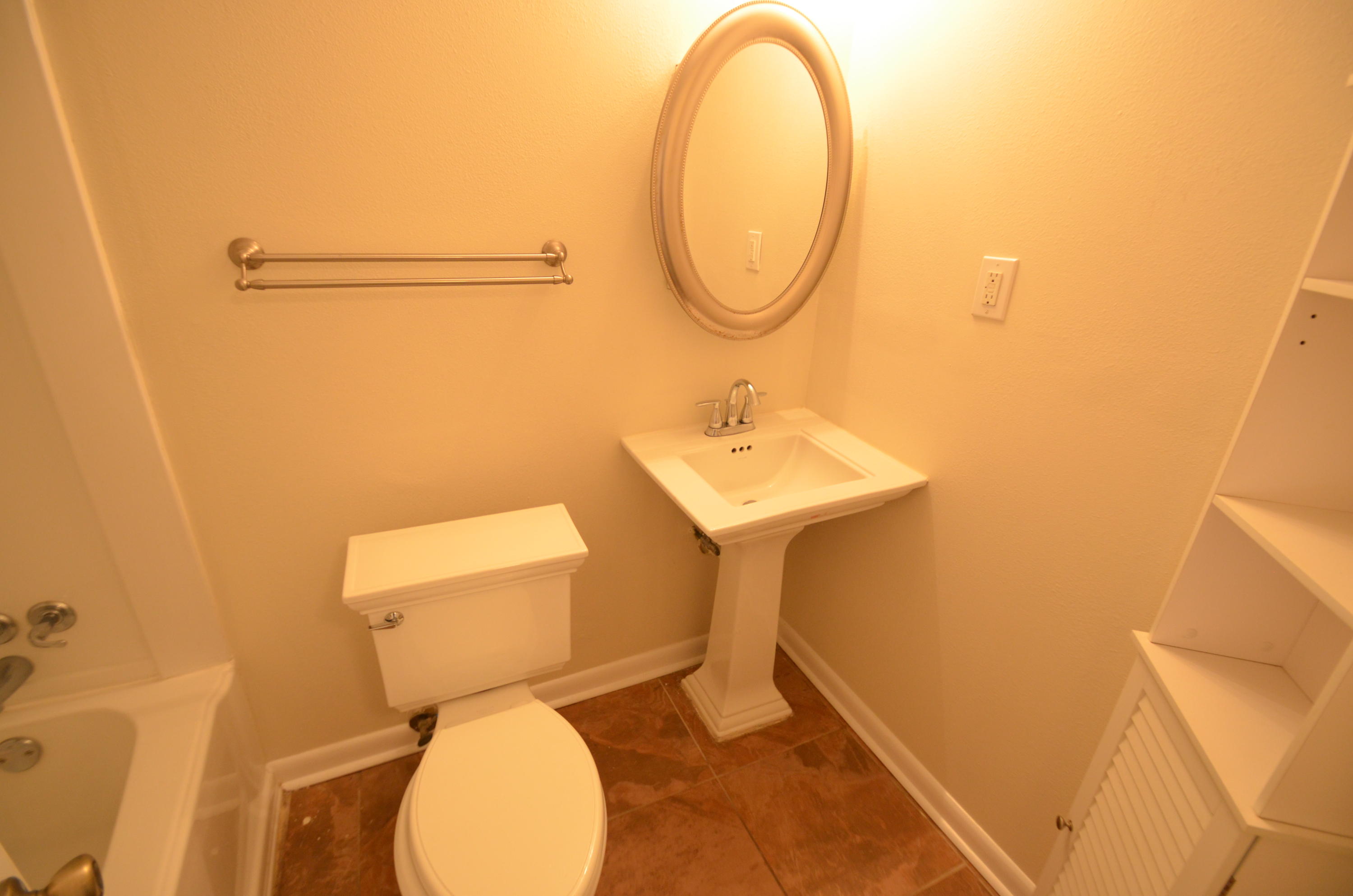 PORT DIXIE - Residential Lease