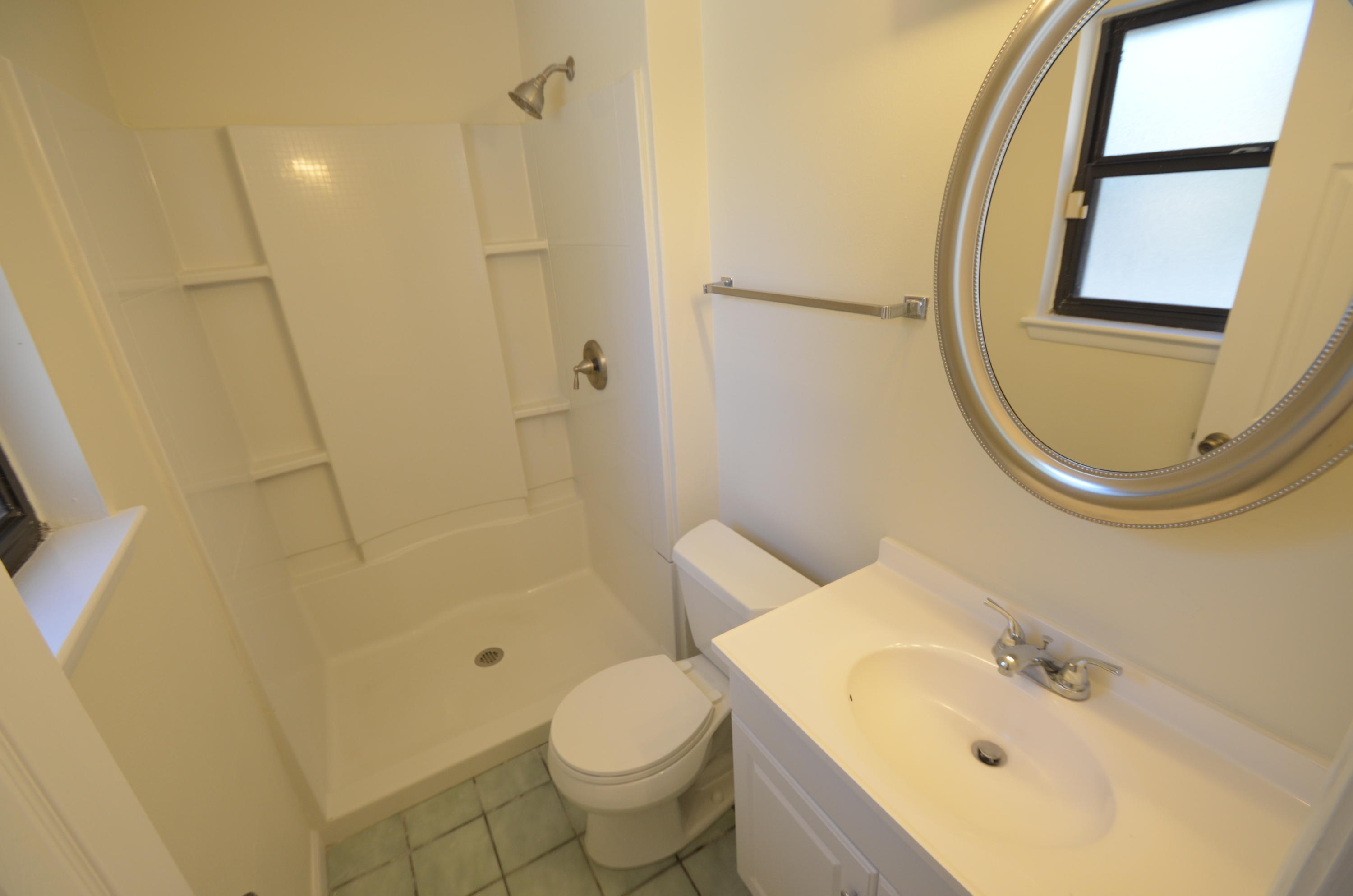 PORT DIXIE - Residential Lease