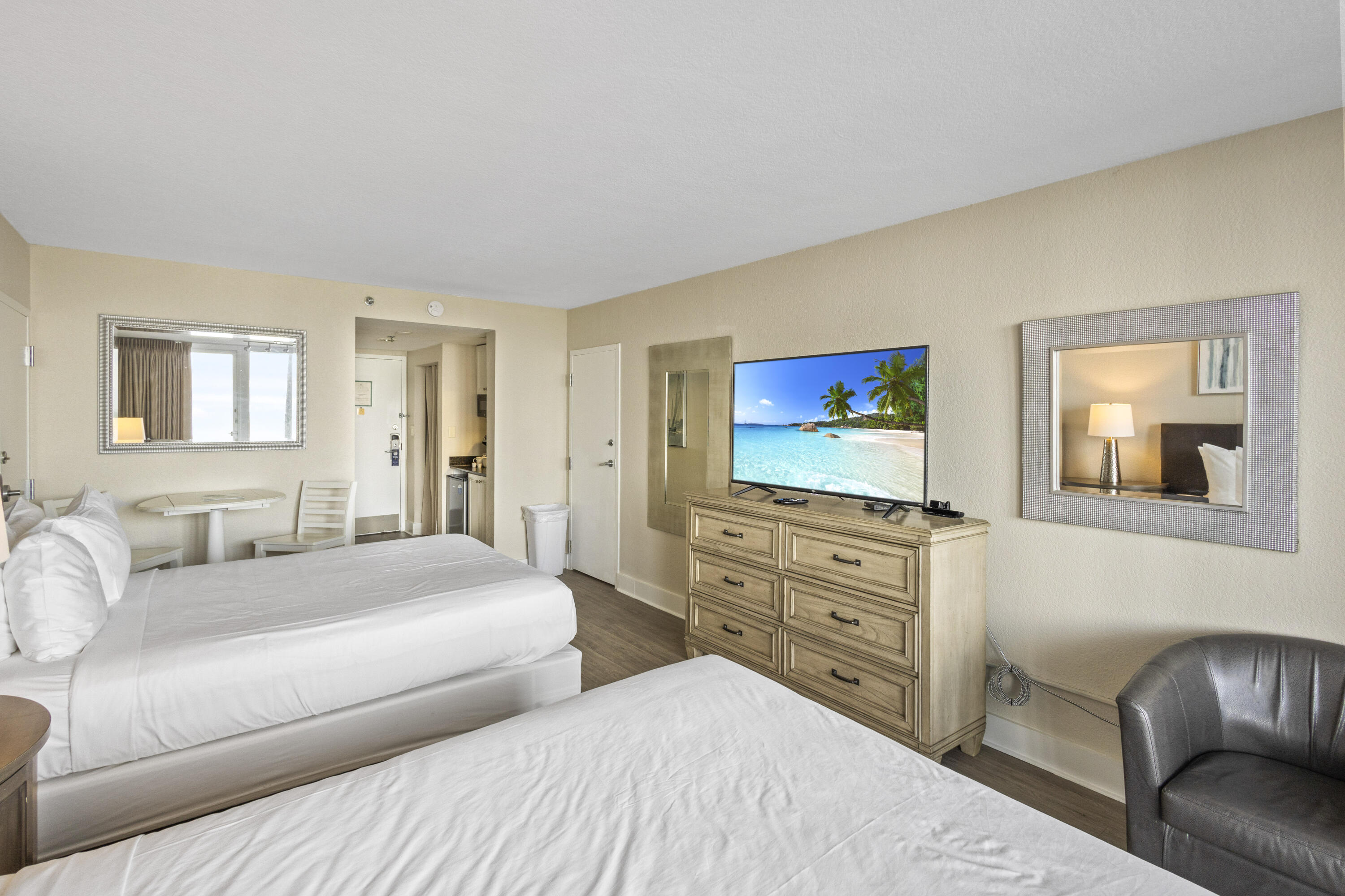 BAYSIDE CONDO SANDESTIN - Residential