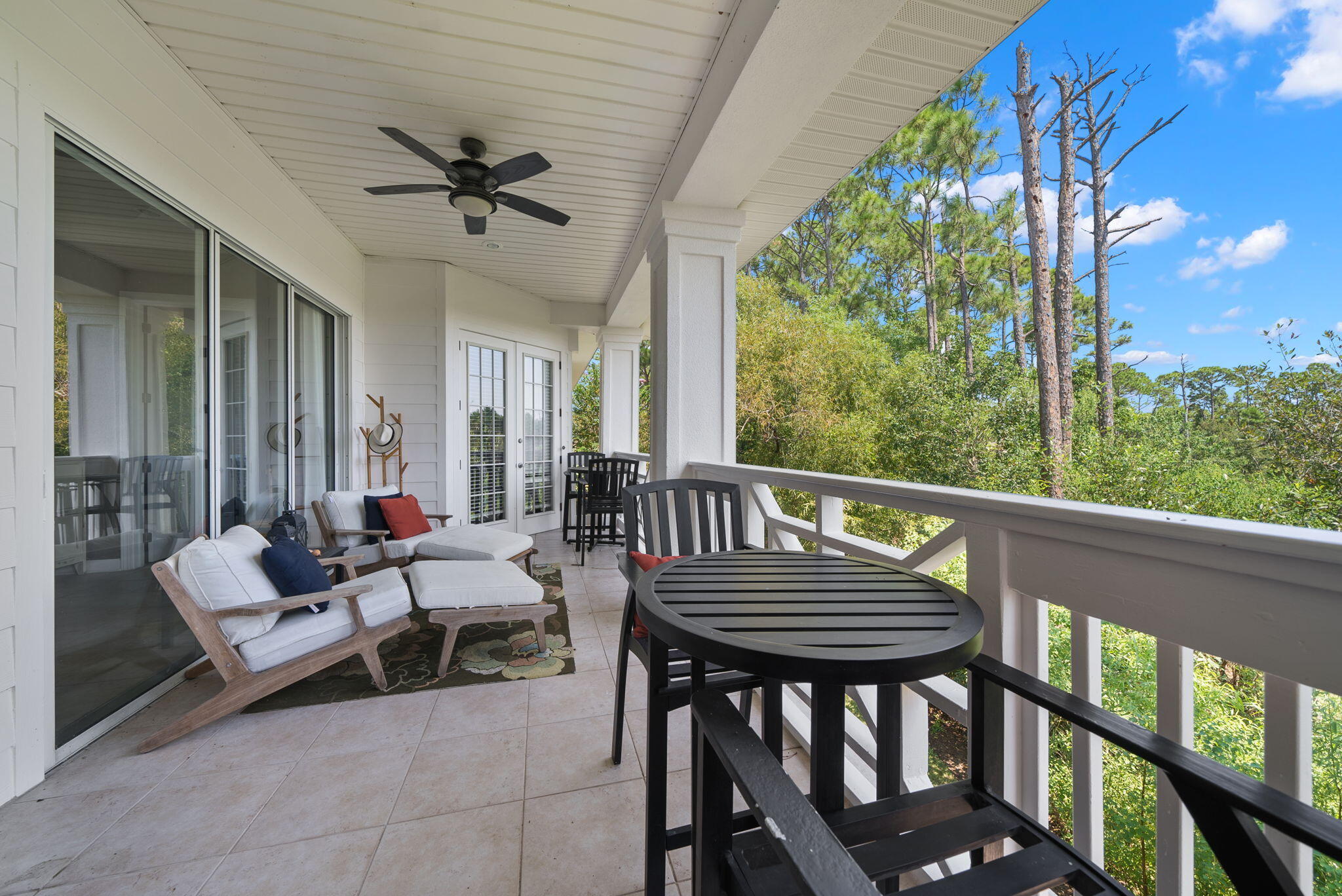 CRYSTAL COVE - Residential