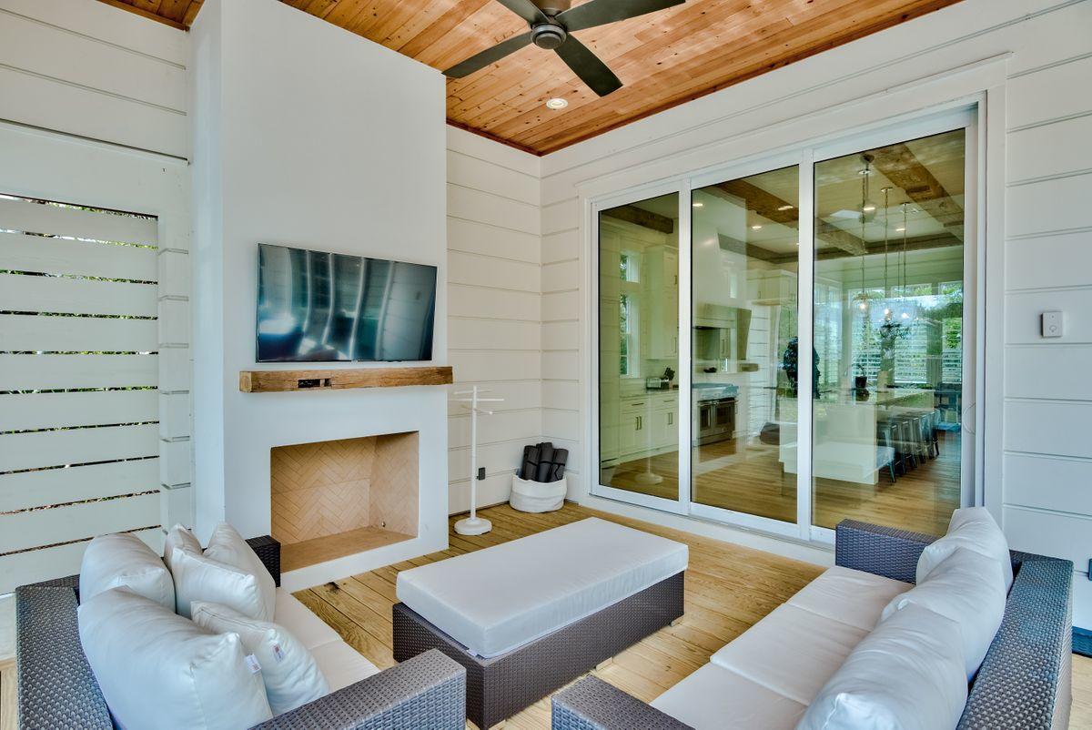 Blue Mountain Beach - Residential