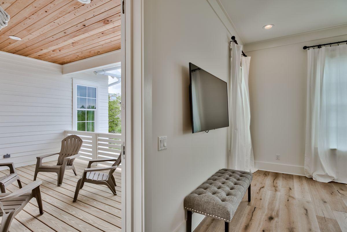 Blue Mountain Beach - Residential