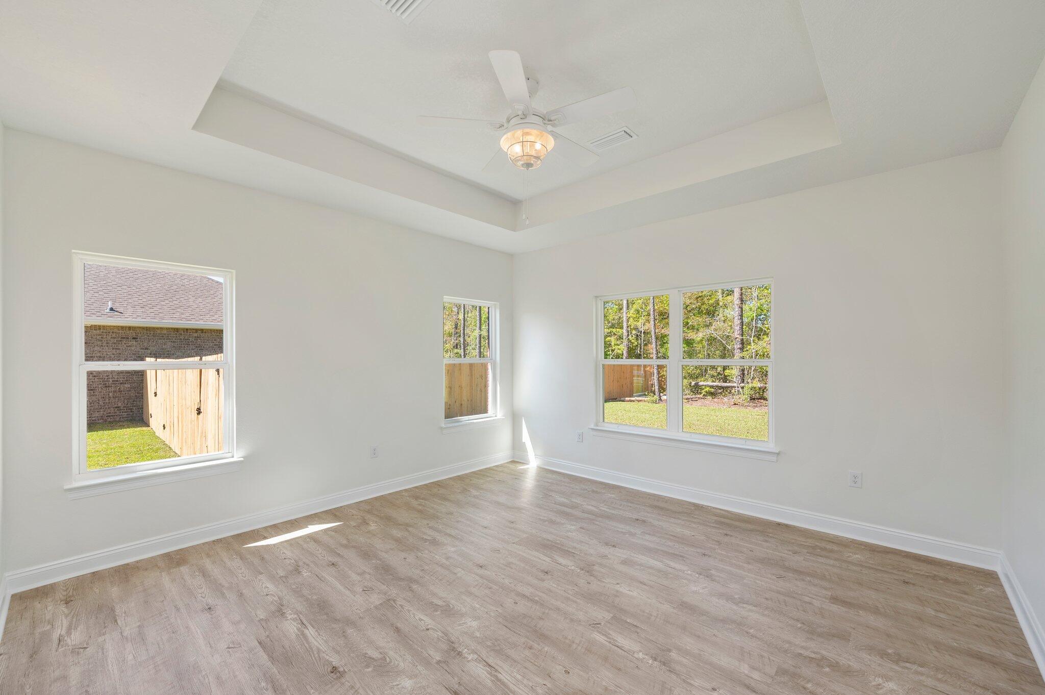 HOMEWOOD EST - Residential