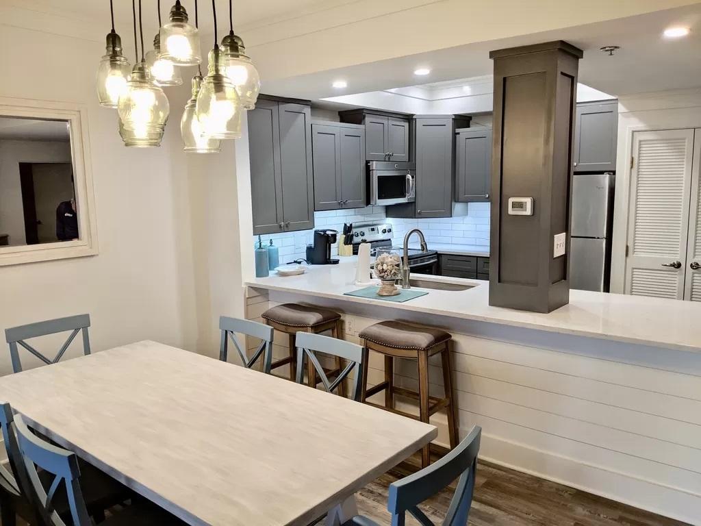 SUMMIT AT TOPS'L (THE) - Residential