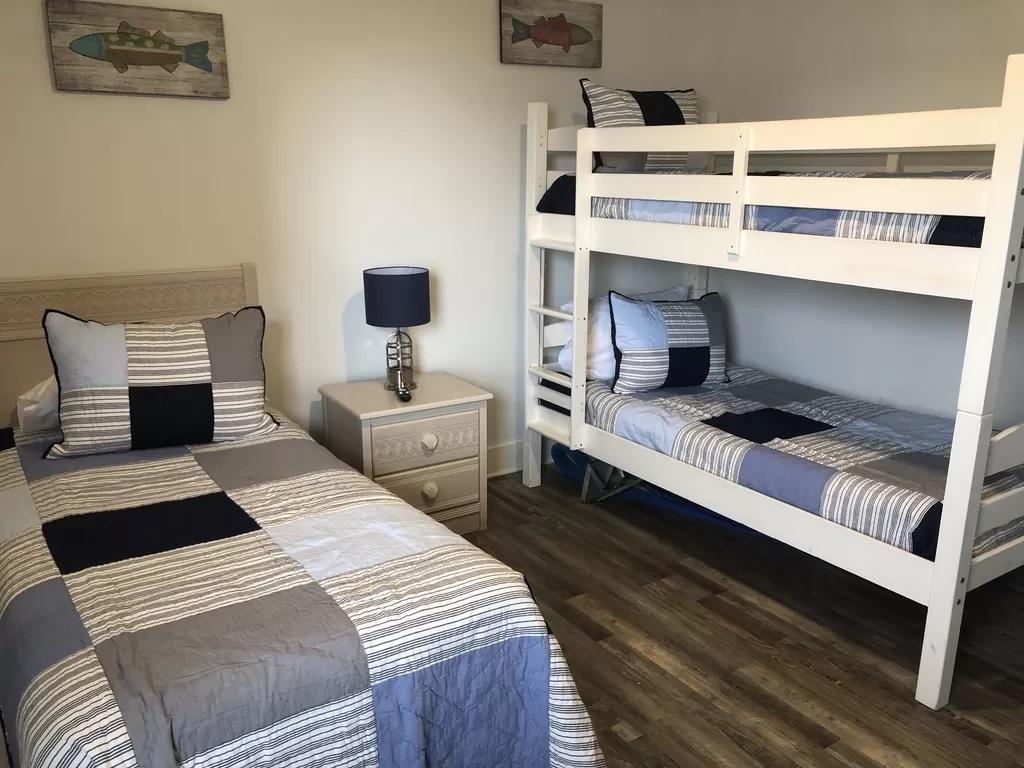 SUMMIT AT TOPS'L (THE) - Residential