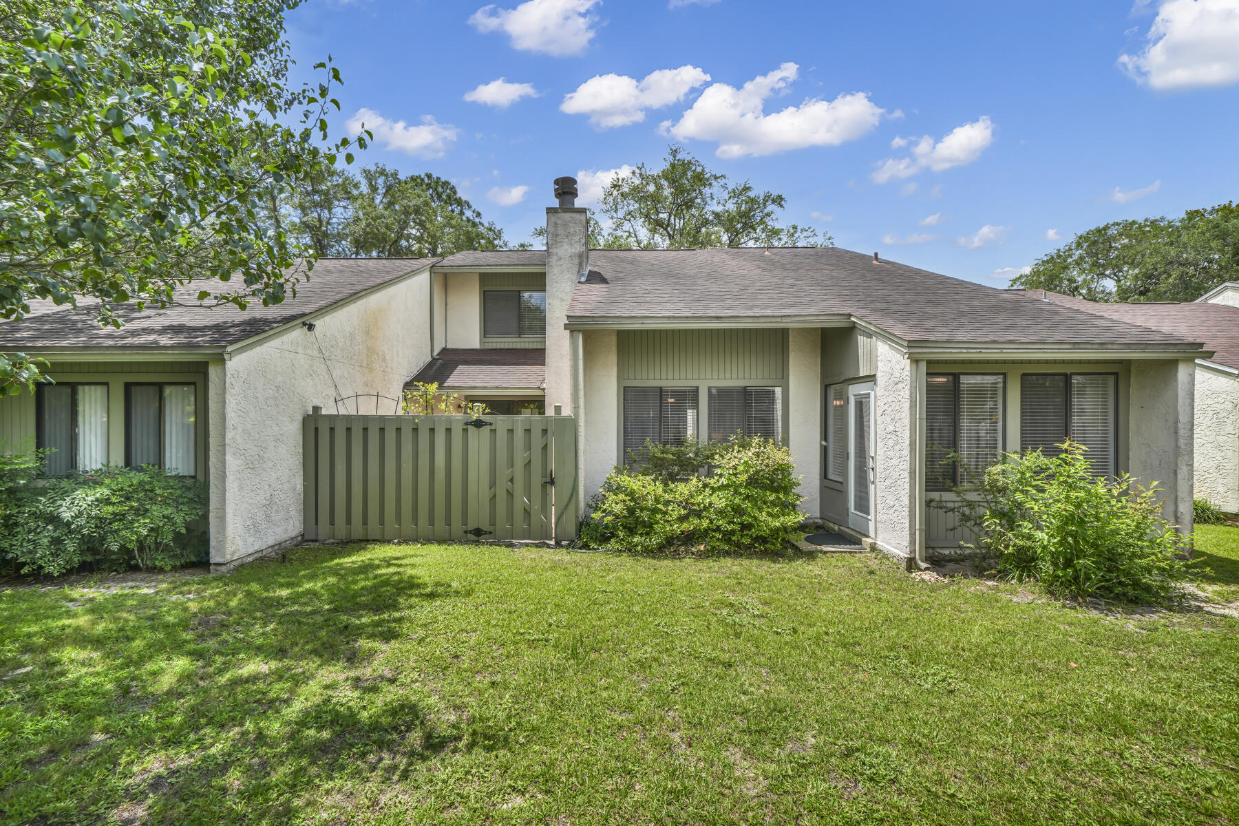 ROYAL OAK VILLAGE - Residential