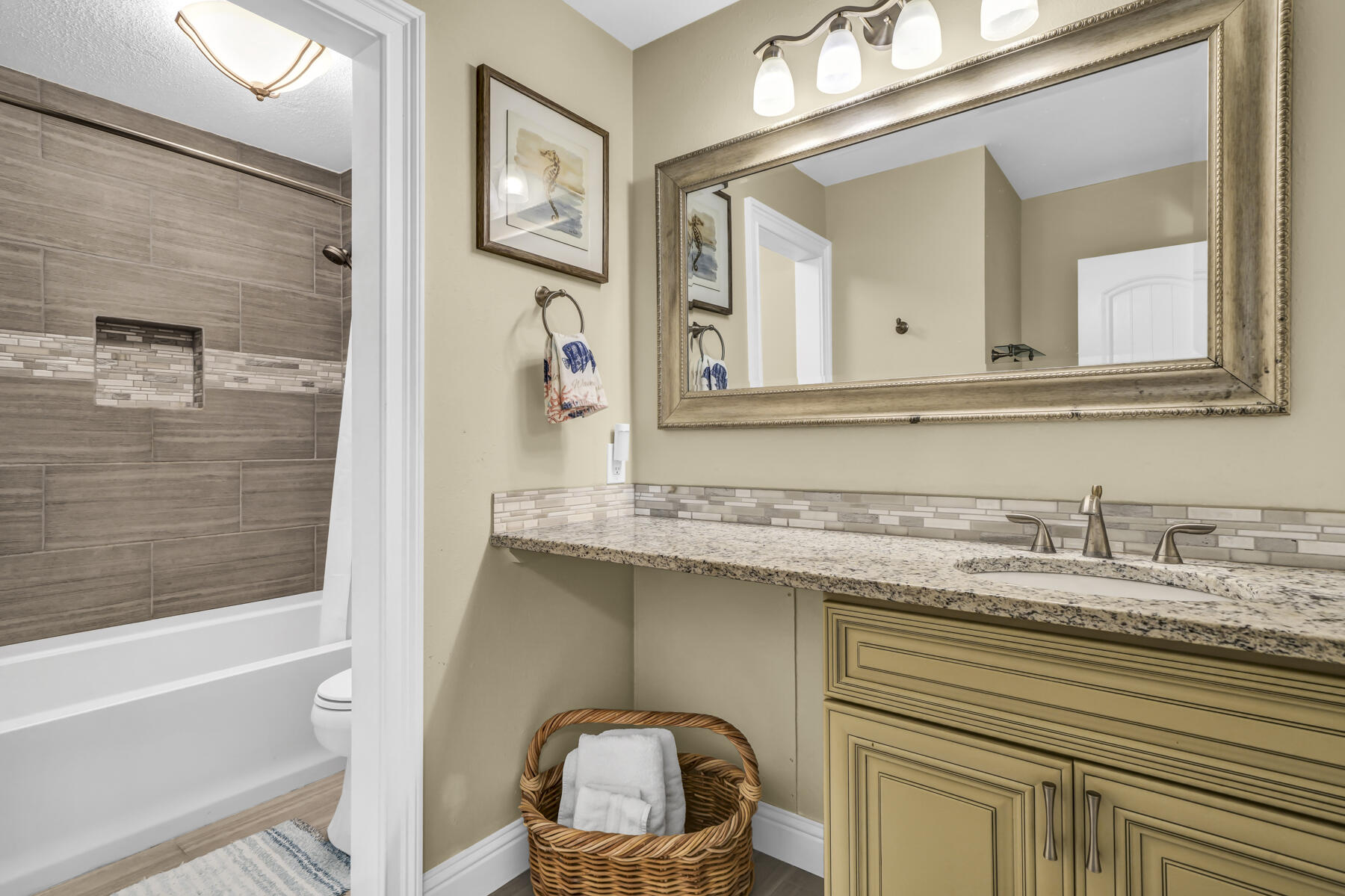 ROYAL OAK VILLAGE - Residential