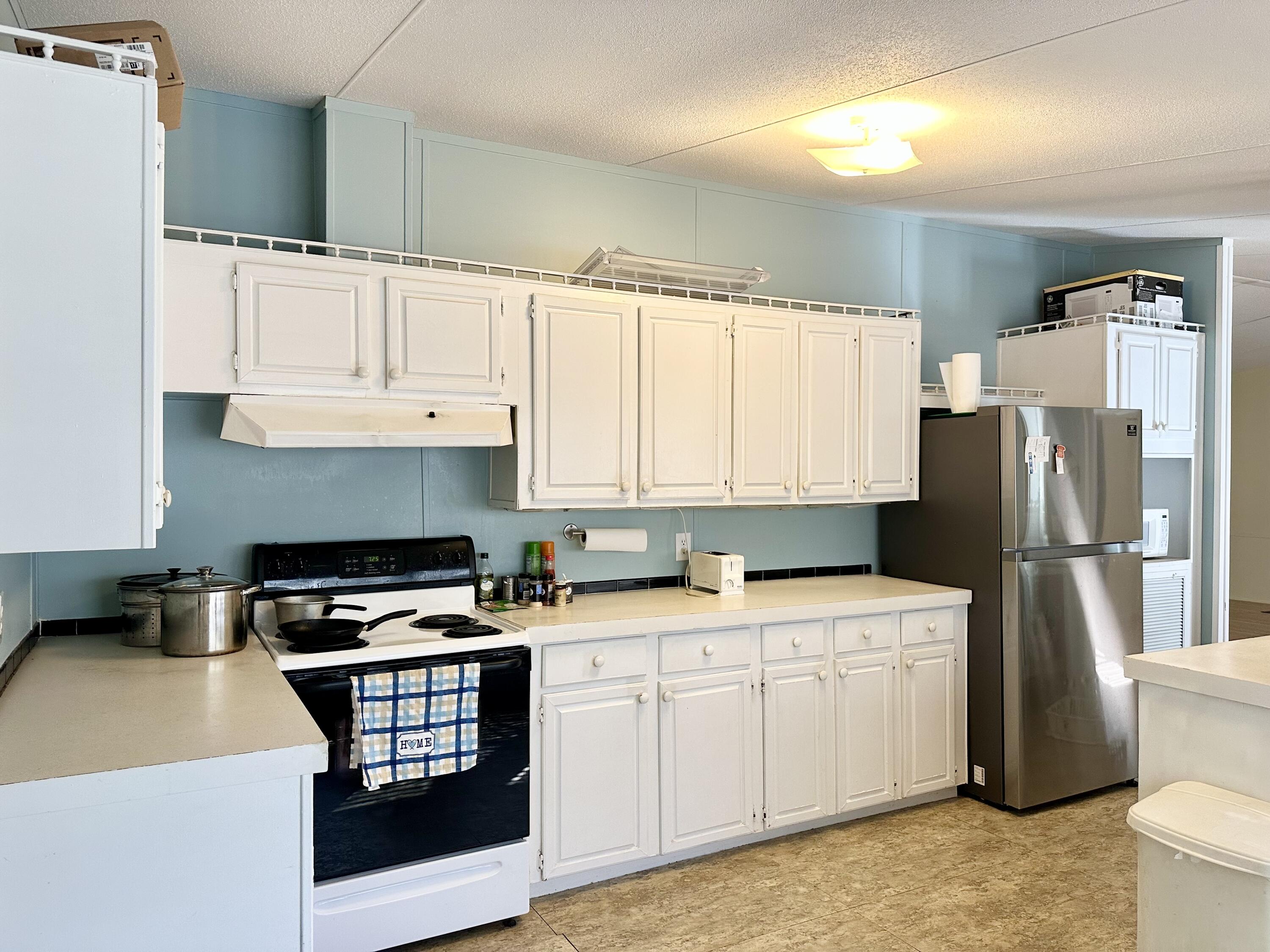 BAYSIDE HEIGHTS RANCHETTES - Residential