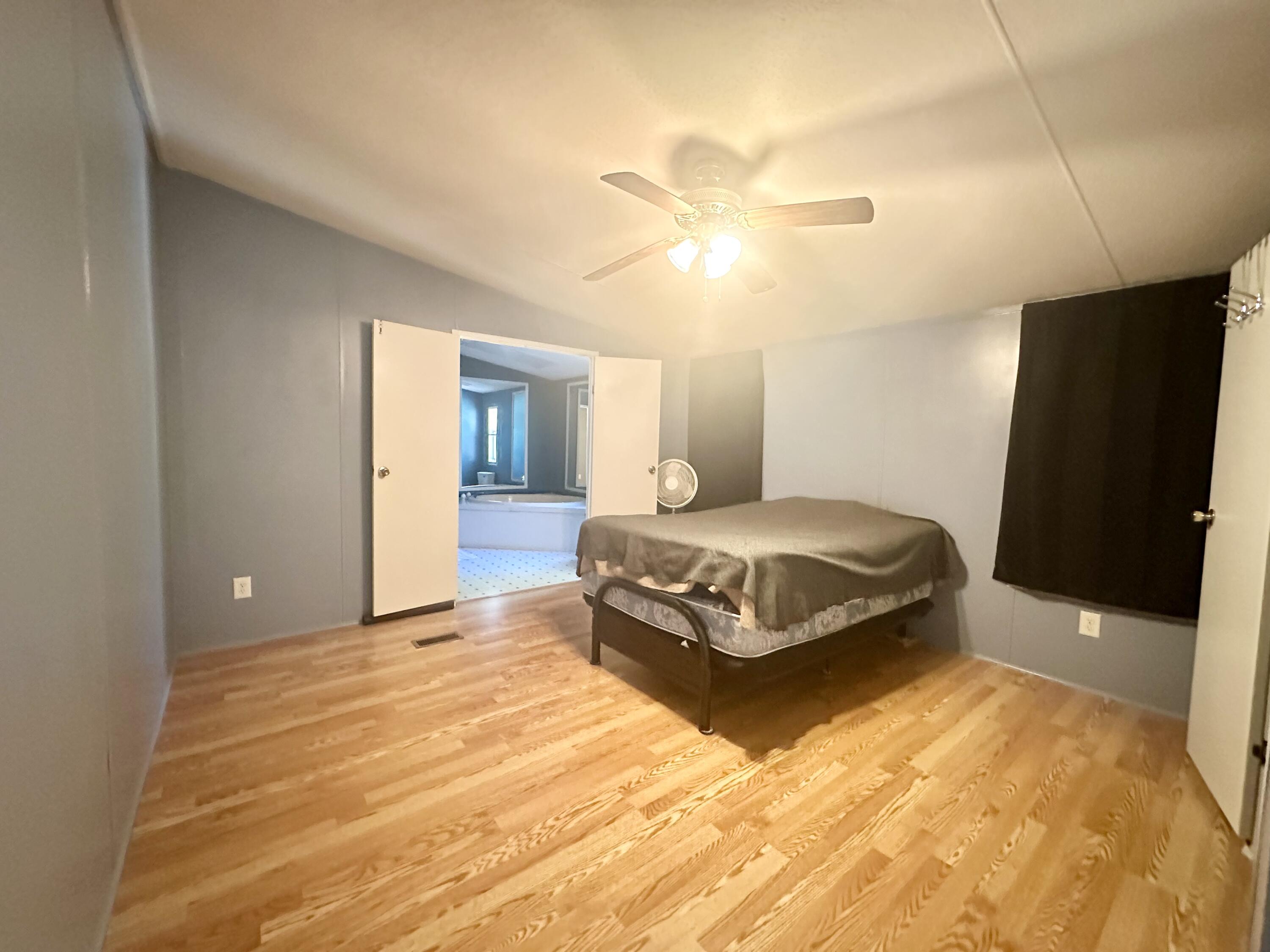 BAYSIDE HEIGHTS RANCHETTES - Residential