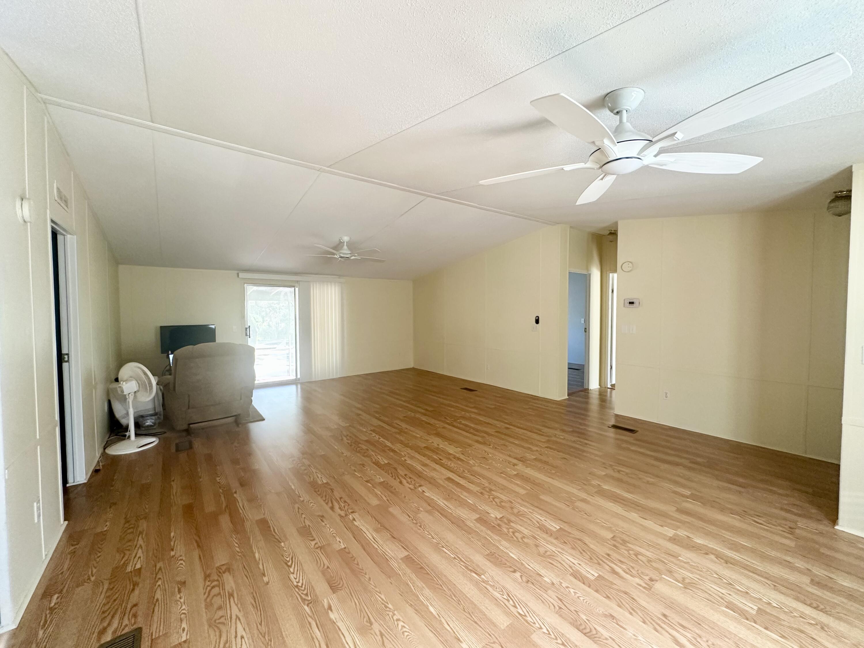 BAYSIDE HEIGHTS RANCHETTES - Residential