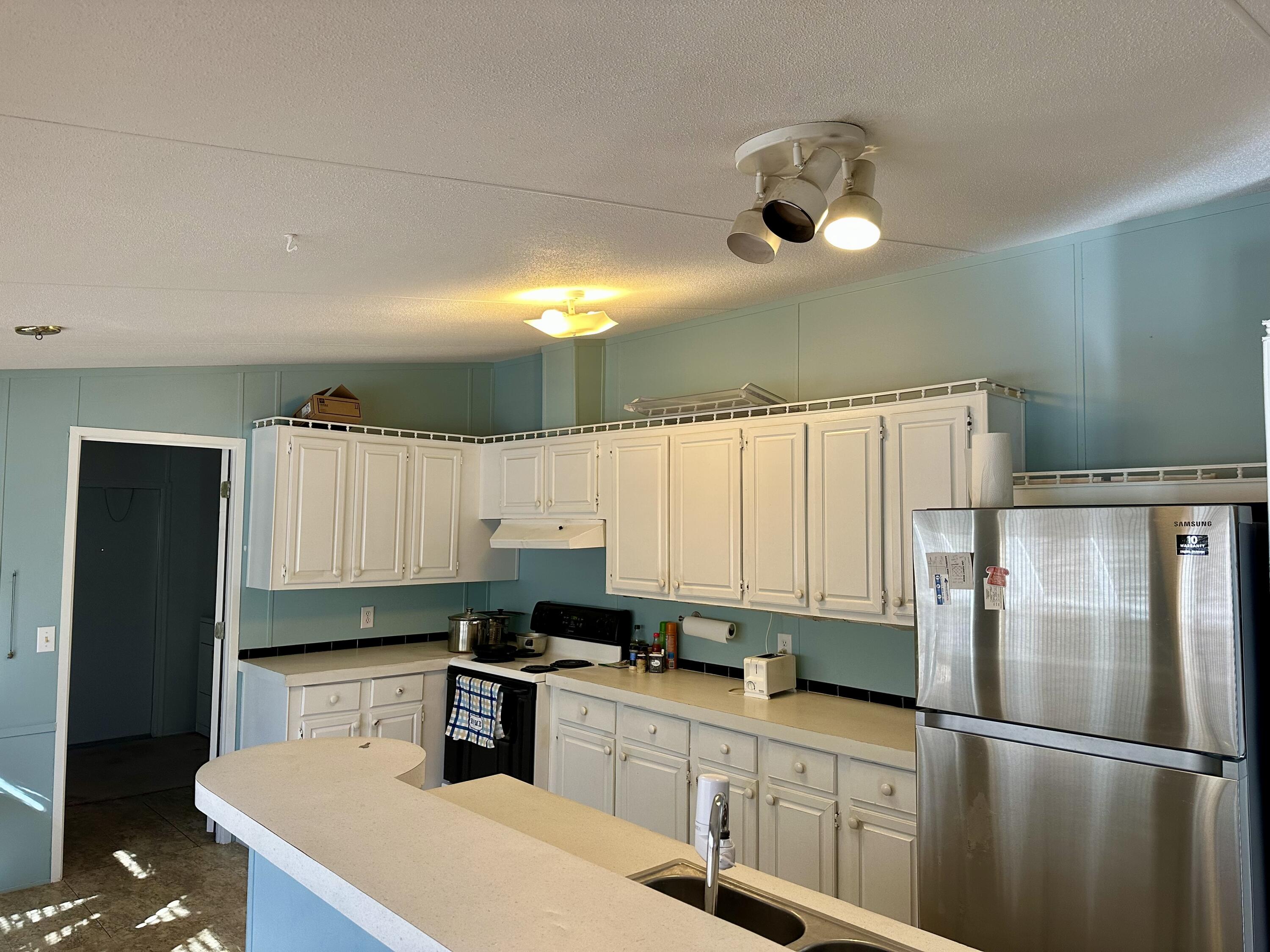 BAYSIDE HEIGHTS RANCHETTES - Residential