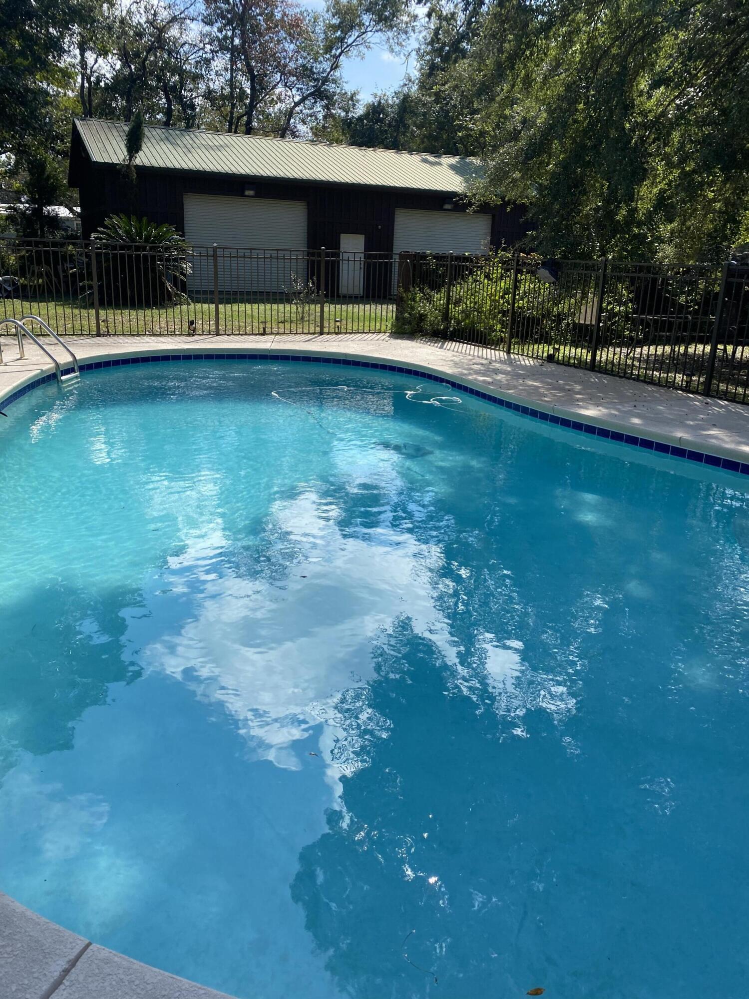 MAGNOLIA BAYE - Residential