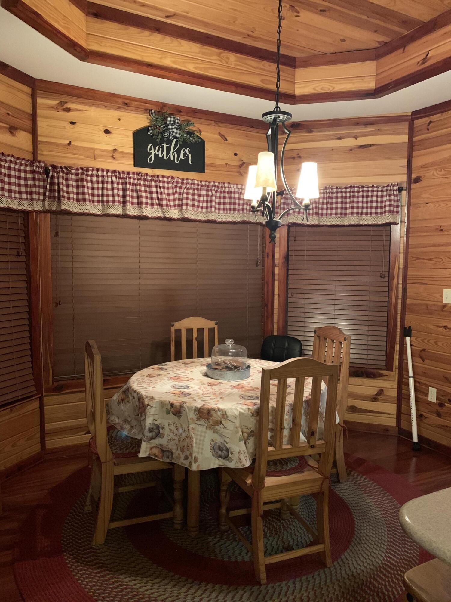 MAGNOLIA BAYE - Residential