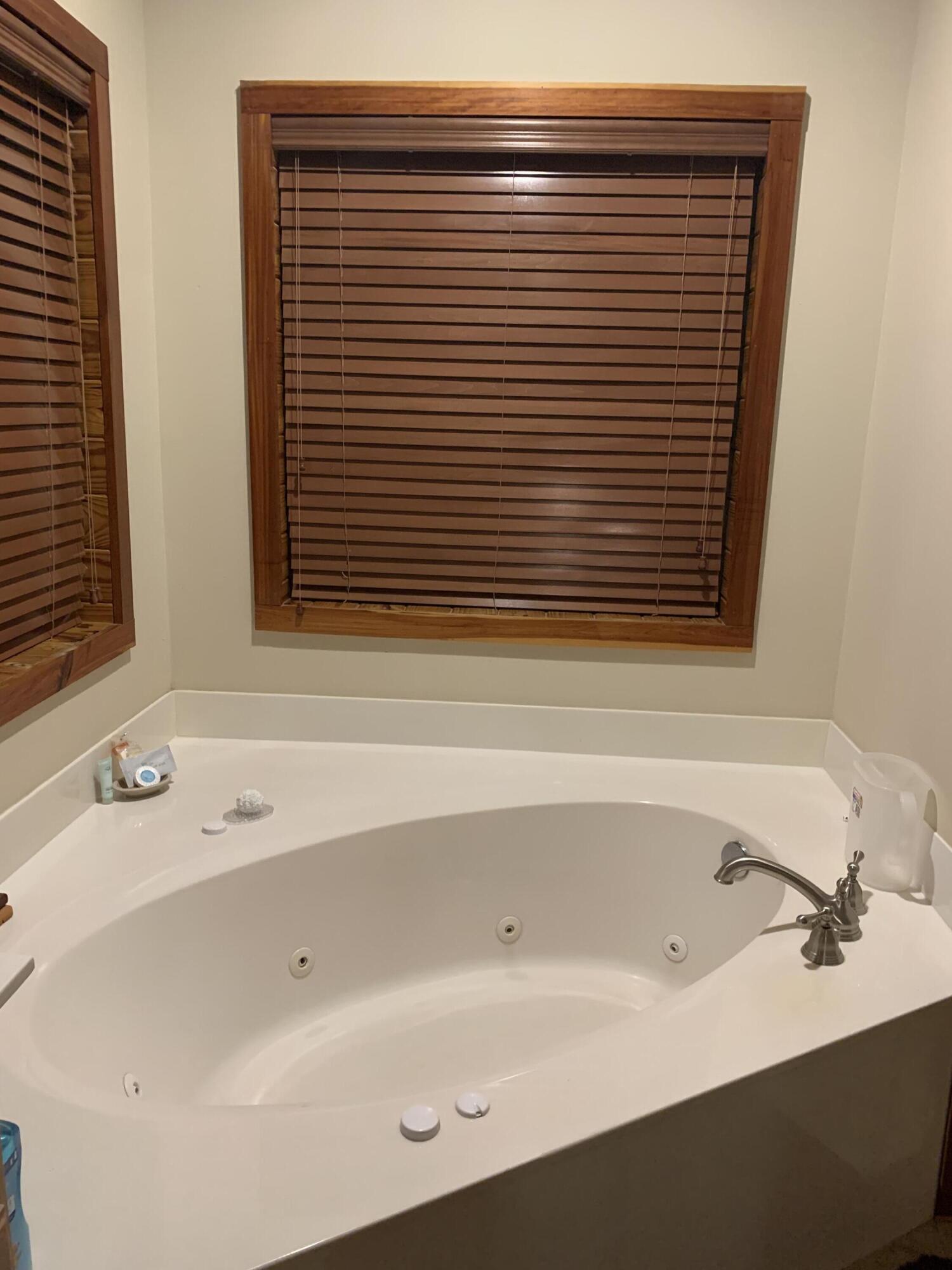 MAGNOLIA BAYE - Residential