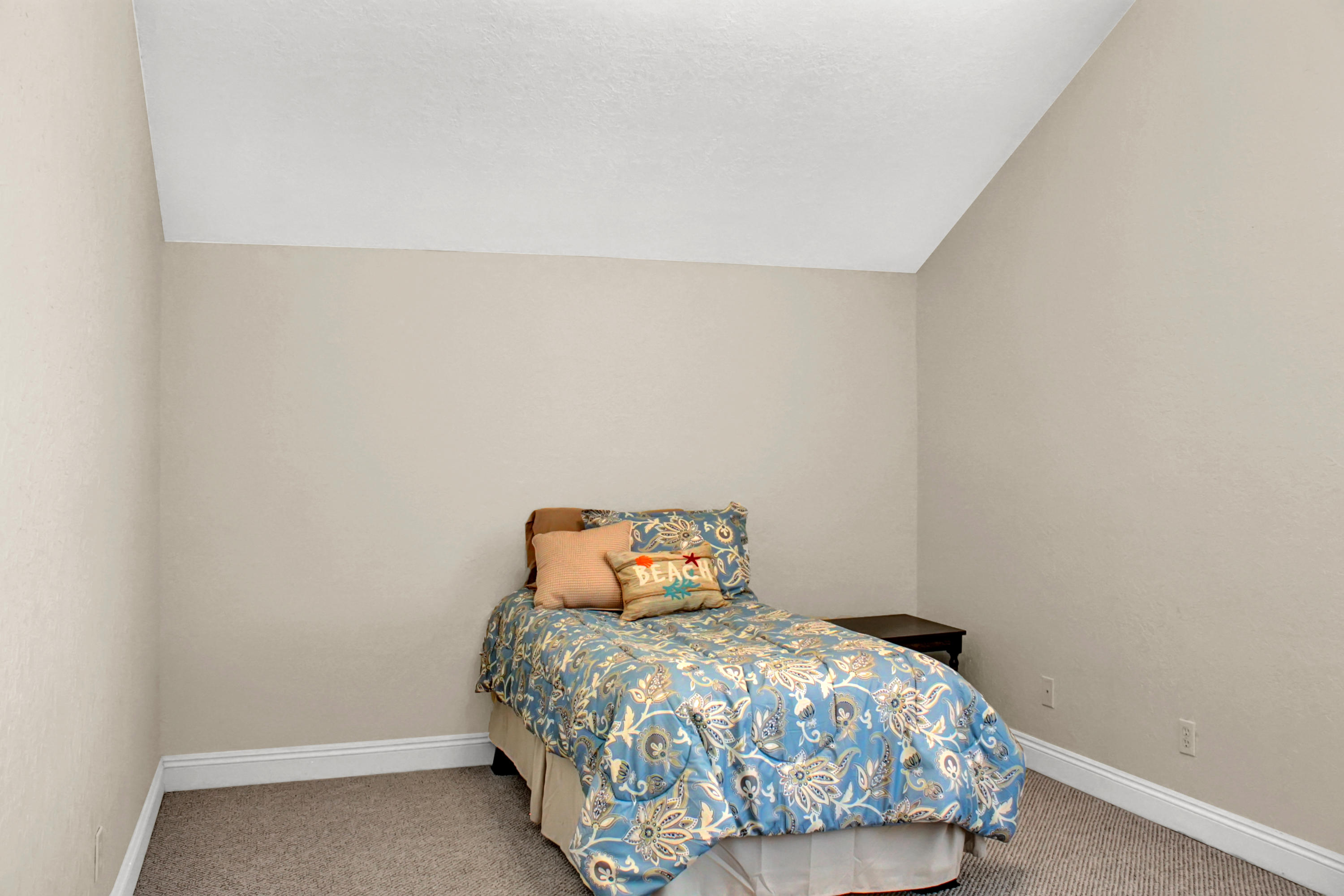 HIDDEN HARBOR ESTATES - Residential