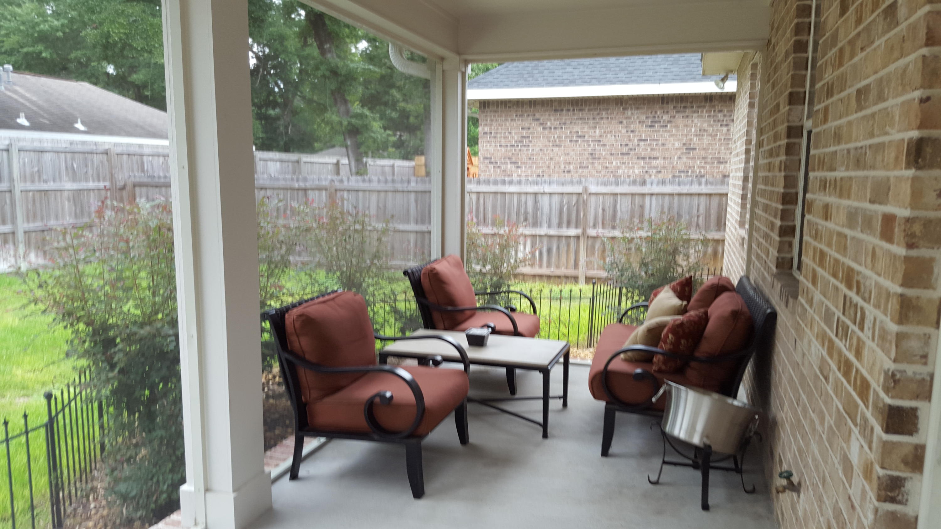 ARROWHEAD ESTATES - Residential Lease