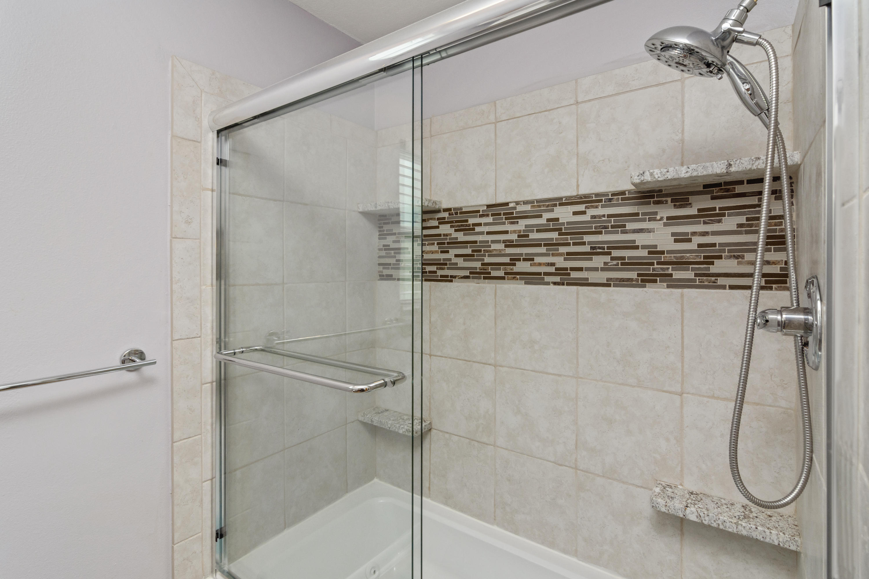 EMERALD ESTATES - Residential