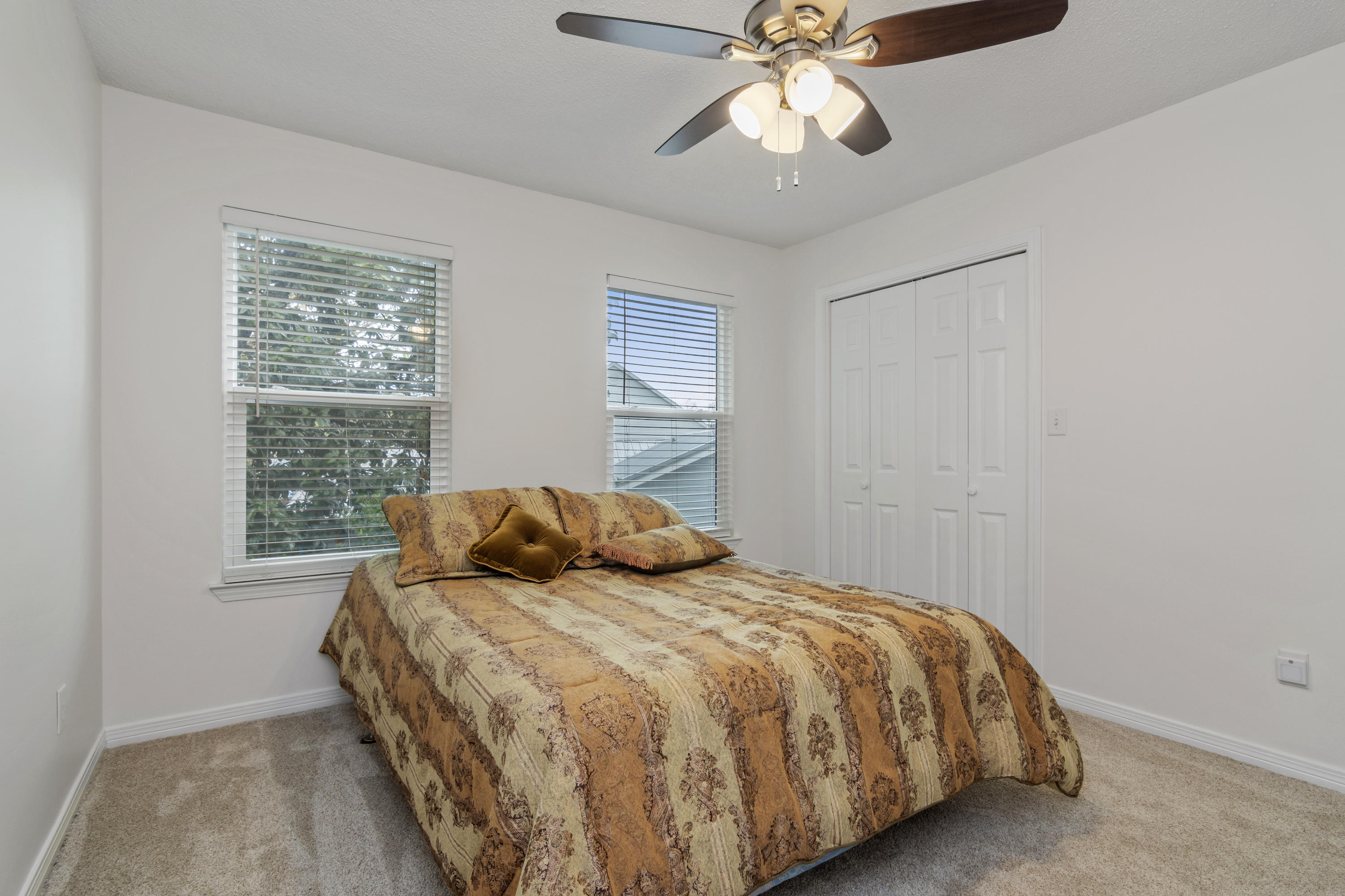 EMERALD ESTATES - Residential