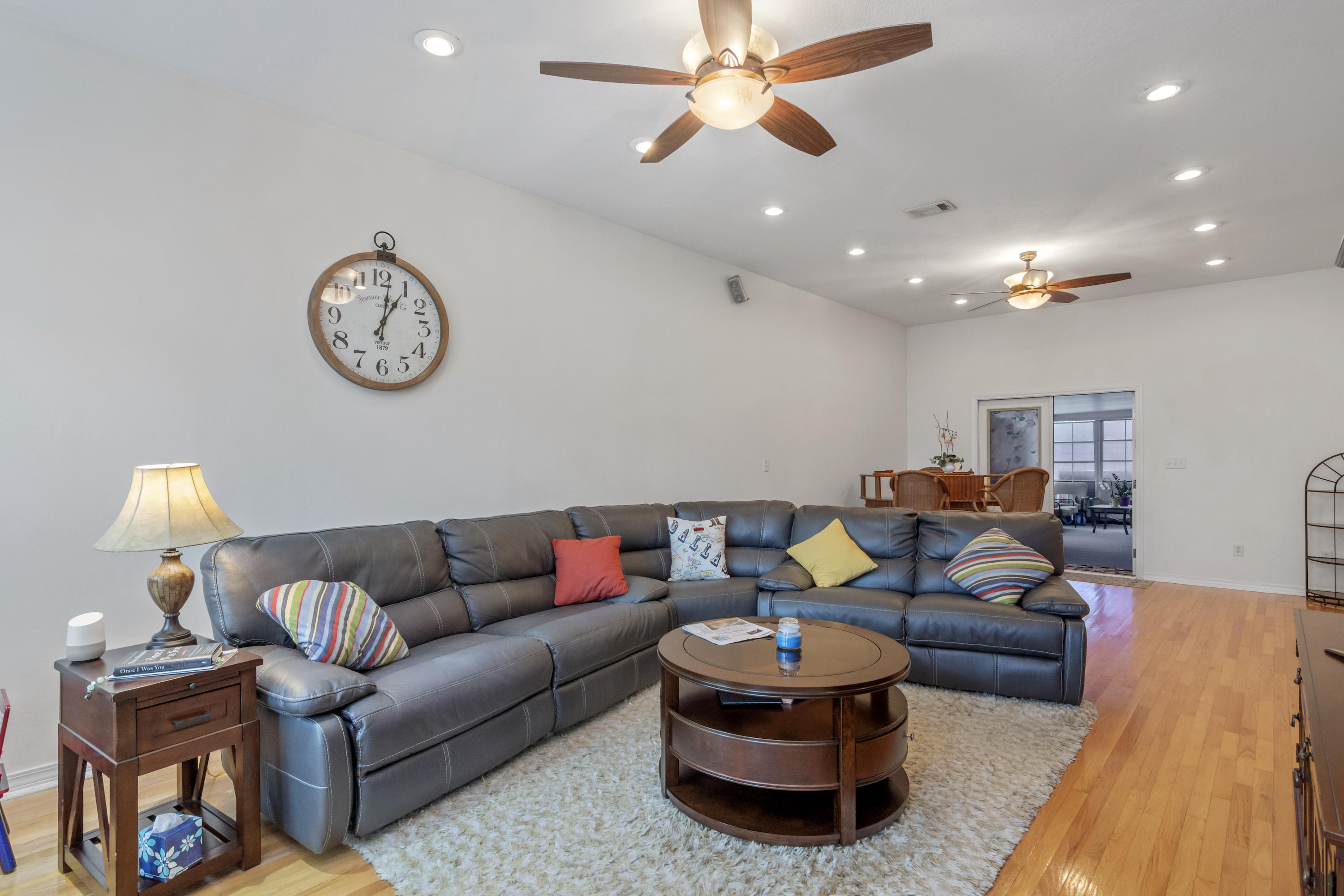 EMERALD ESTATES - Residential