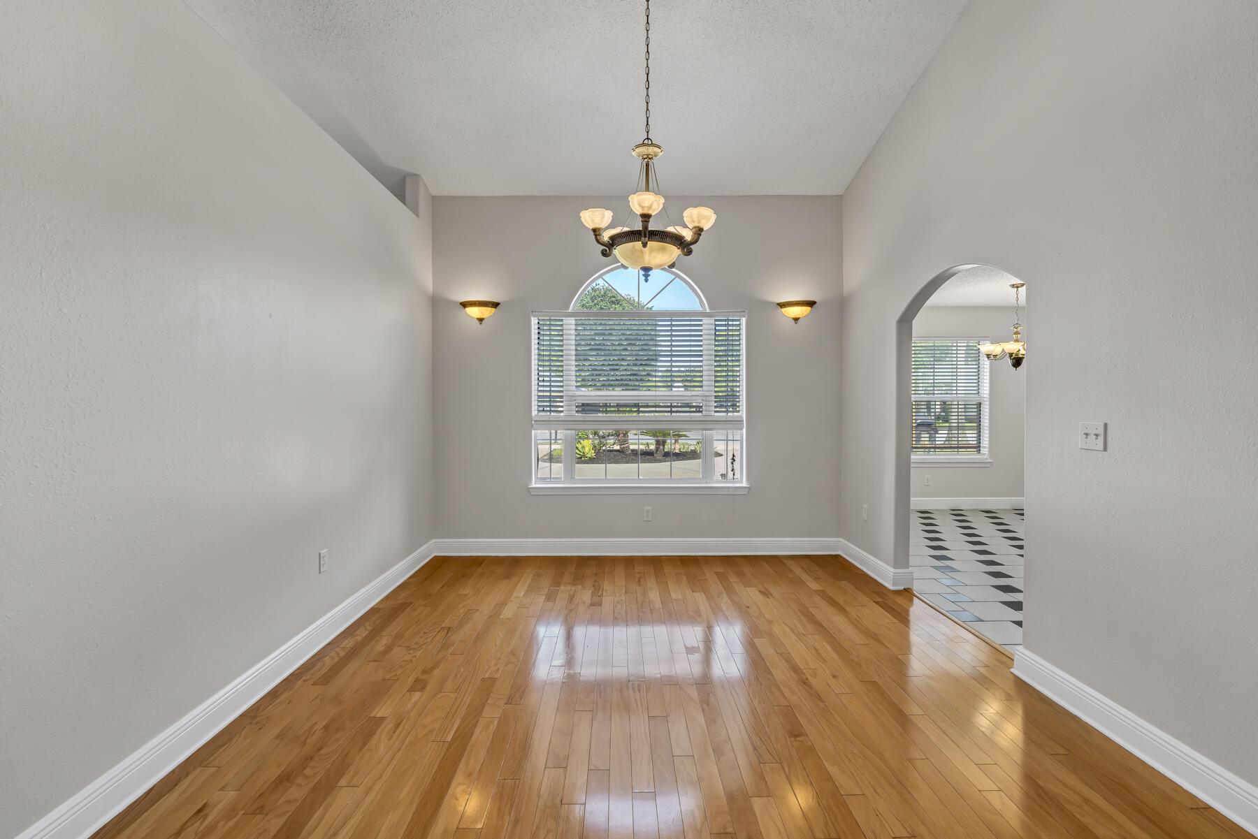 SOUND HAMMOCK - Residential Lease