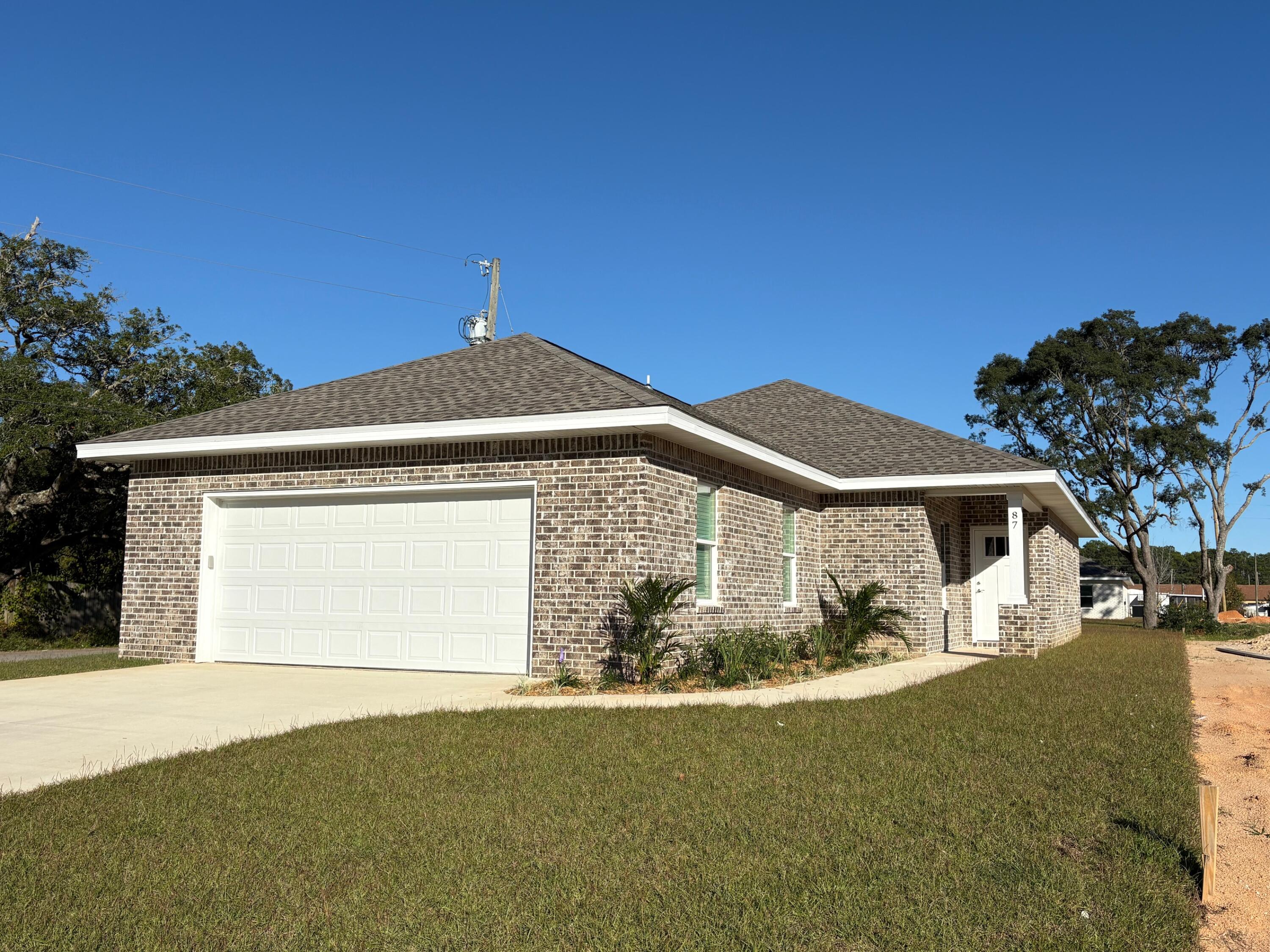 VILLA TASSO TOWN OF - Residential