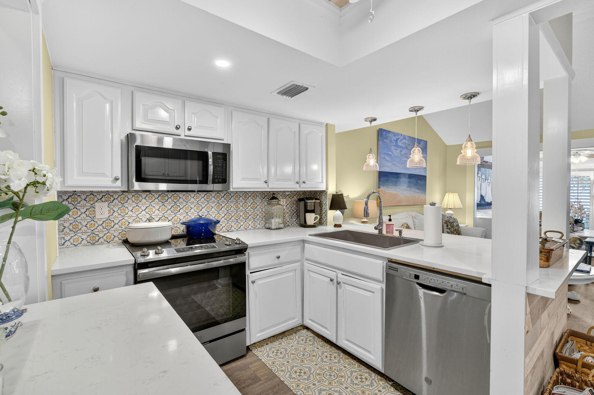 LINKSIDE VILLAGE UNIT 1 - Residential