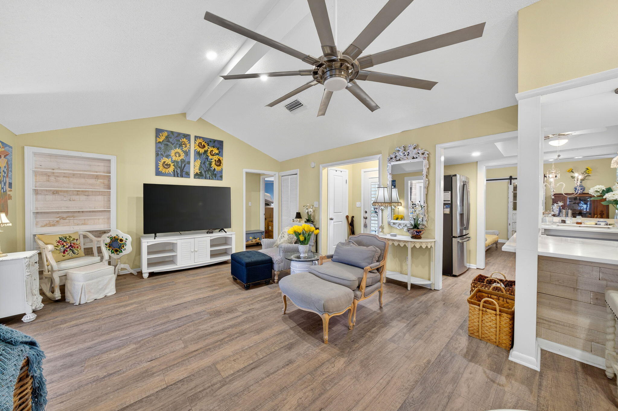 LINKSIDE VILLAGE UNIT 1 - Residential