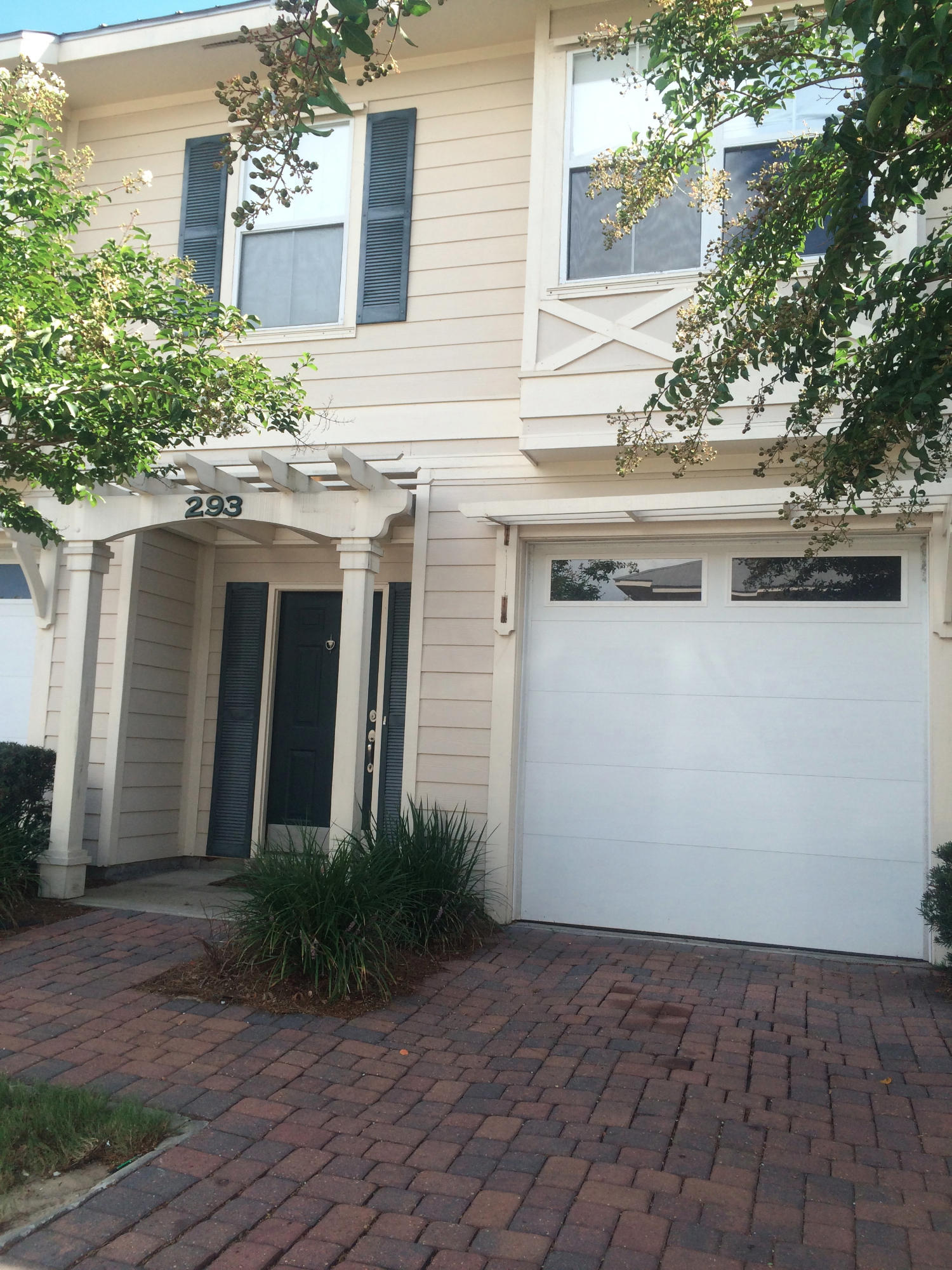 OLD BAY T/H - Residential