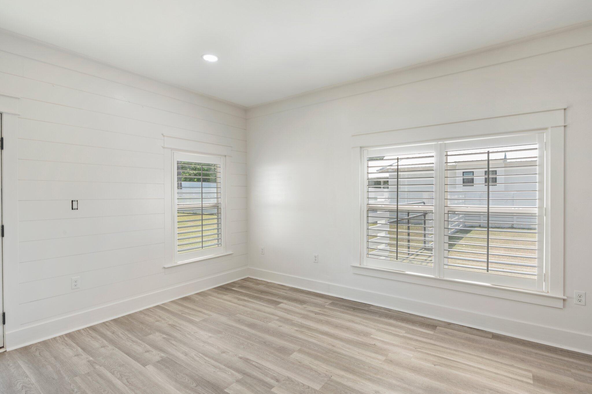 Majestic Oaks Vineyard Ph 1 - Residential