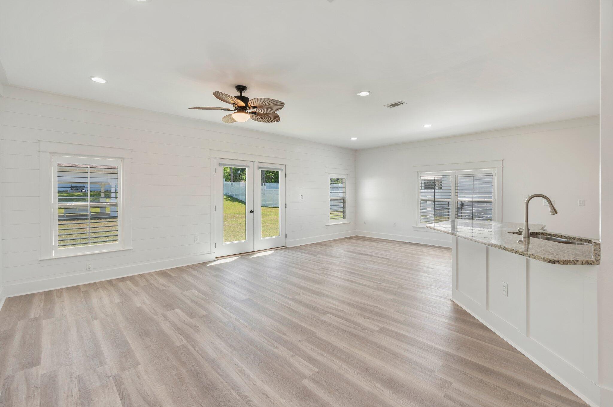 Majestic Oaks Vineyard Ph 1 - Residential