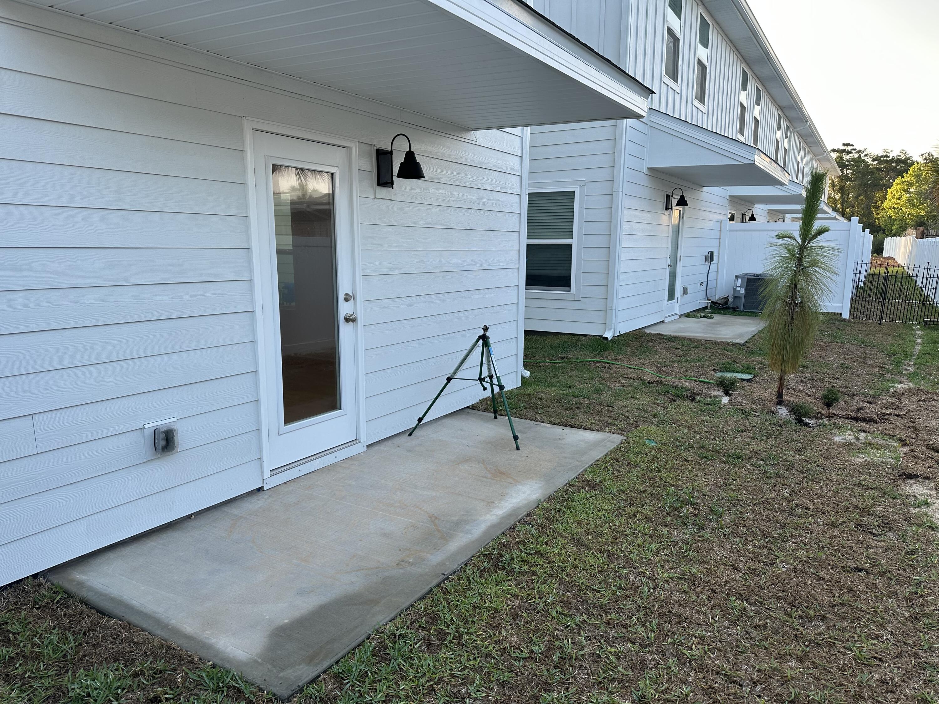 Harbor Place Townhomes - Residential Lease